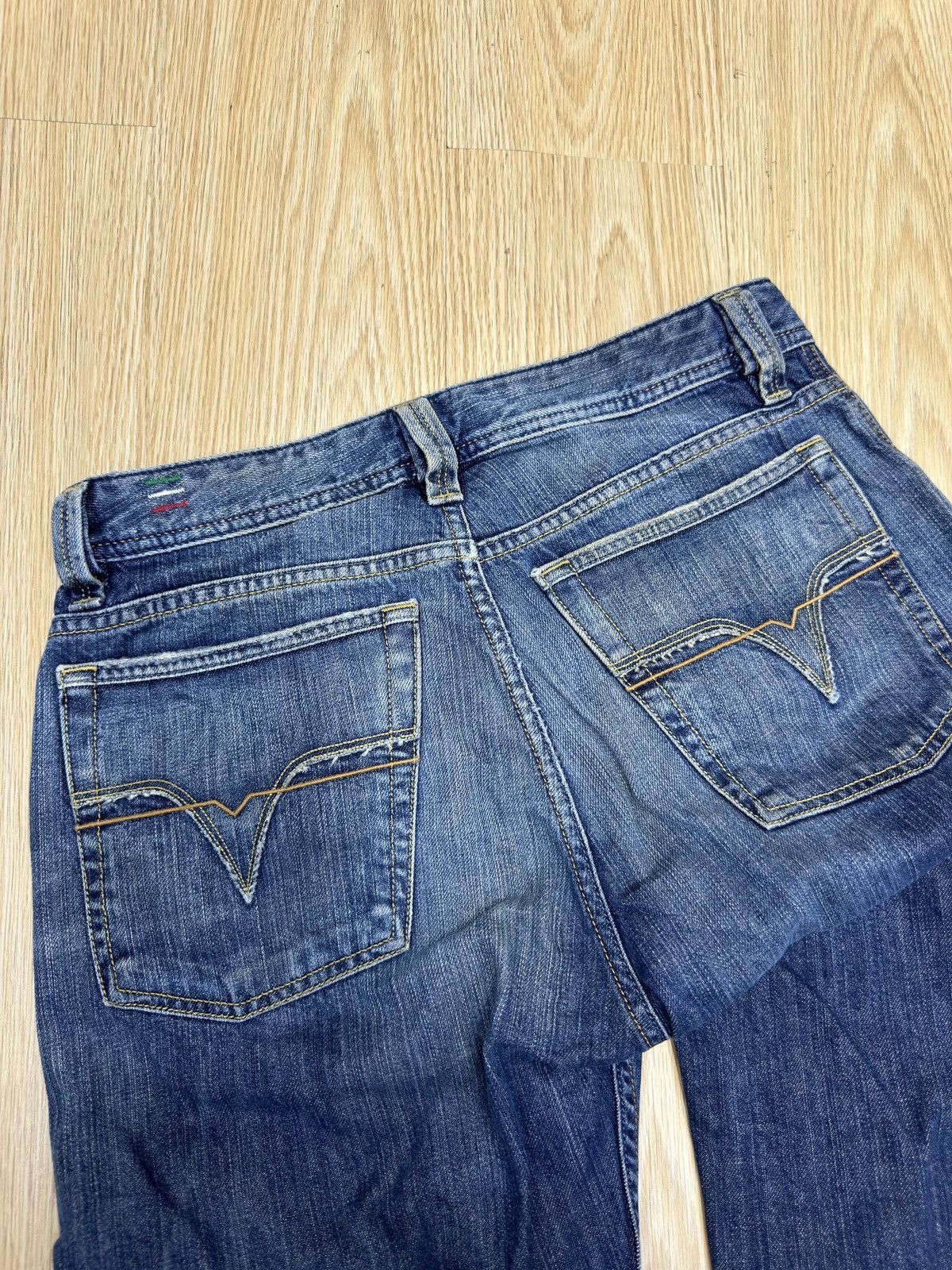 Diesel × If Six Was Nine DIESEL LEVAN ITALIAN LOOSE CUT DISTRESSED DENIM J636 Size US 30 / EU 46 - 8 Thumbnail