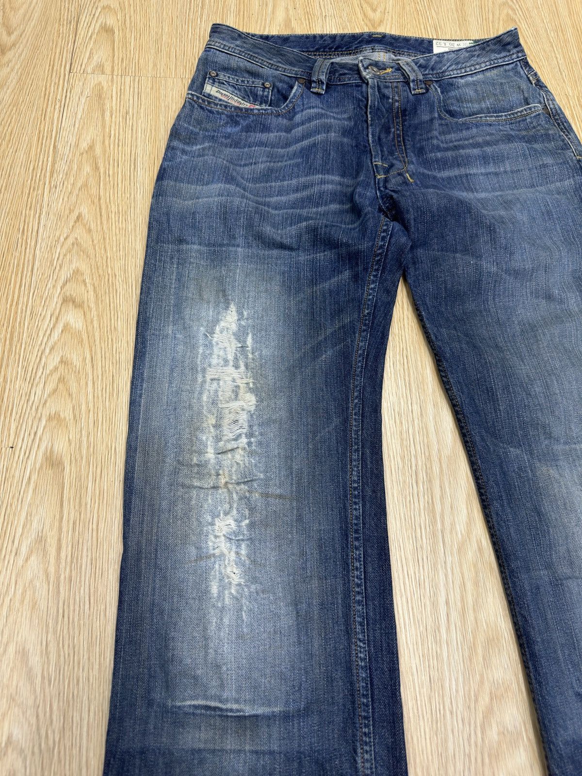 Diesel × If Six Was Nine DIESEL LEVAN ITALIAN LOOSE CUT DISTRESSED DENIM J636 Size US 30 / EU 46 - 3 Thumbnail