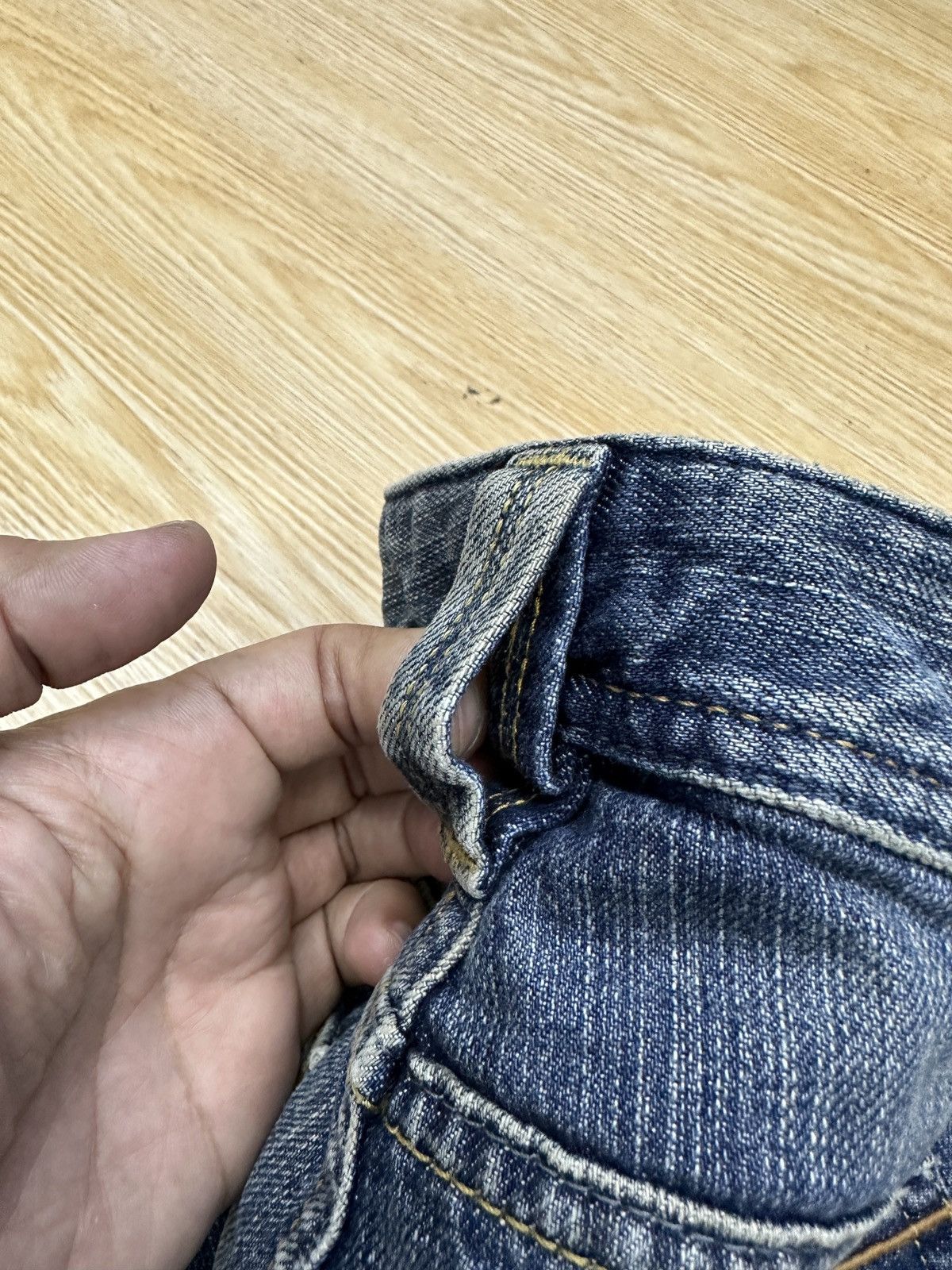 Diesel × If Six Was Nine DIESEL LEVAN ITALIAN LOOSE CUT DISTRESSED DENIM J636 Size US 30 / EU 46 - 9 Thumbnail