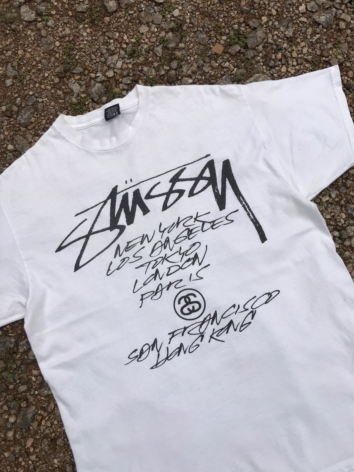 Futura × Stussy HOLYGRAIL Stussy x Futura 2006 WorldWide Tour Tee Size US L / EU 52-54 / 3 - 5 Thumbnail