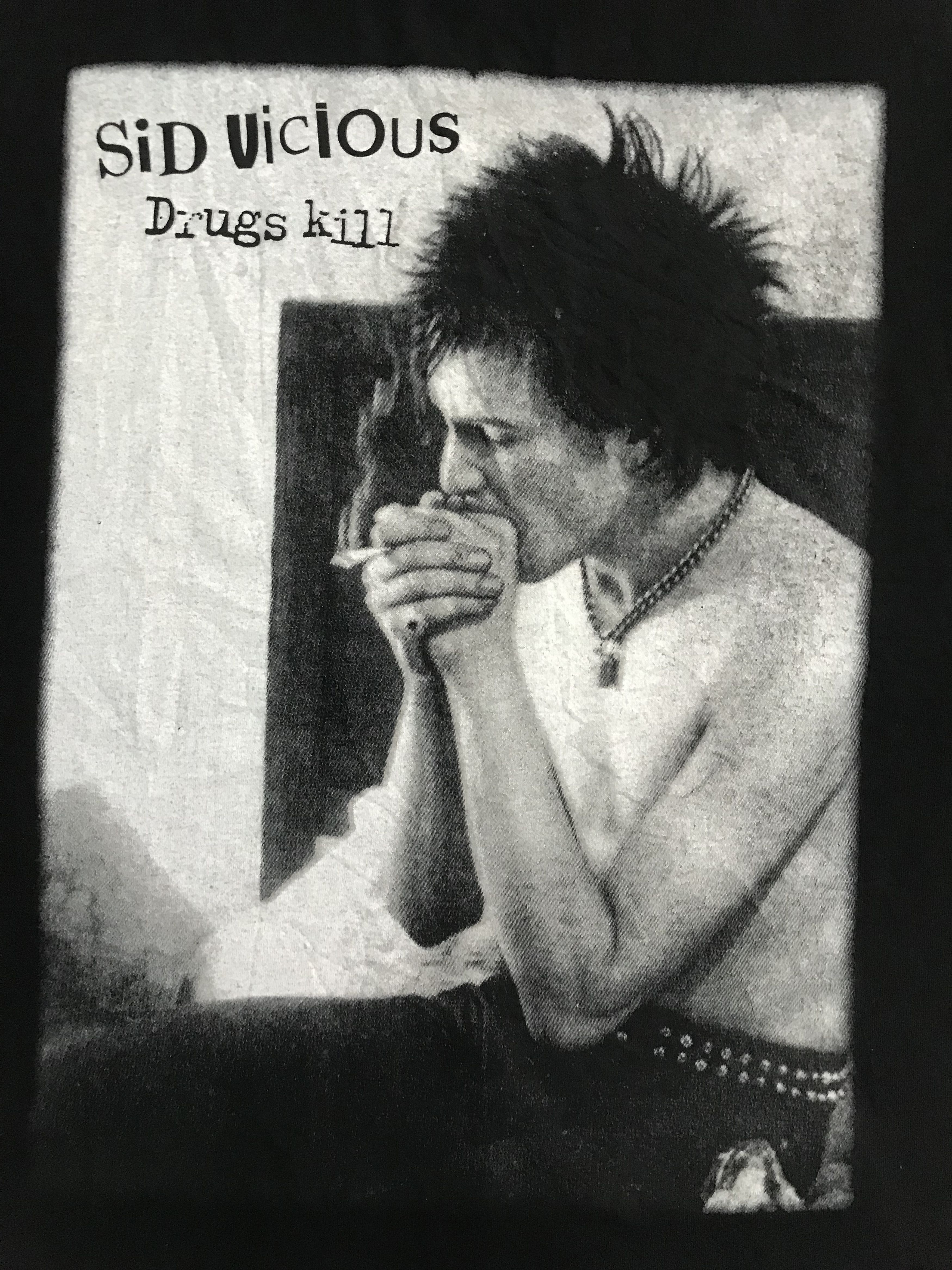 Band Tees × Vintage Vintage Sid Vicious Sex Pistol Drugs Kill Tshirt Size US S / EU 44-46 / 1 - 2 Thumbnail