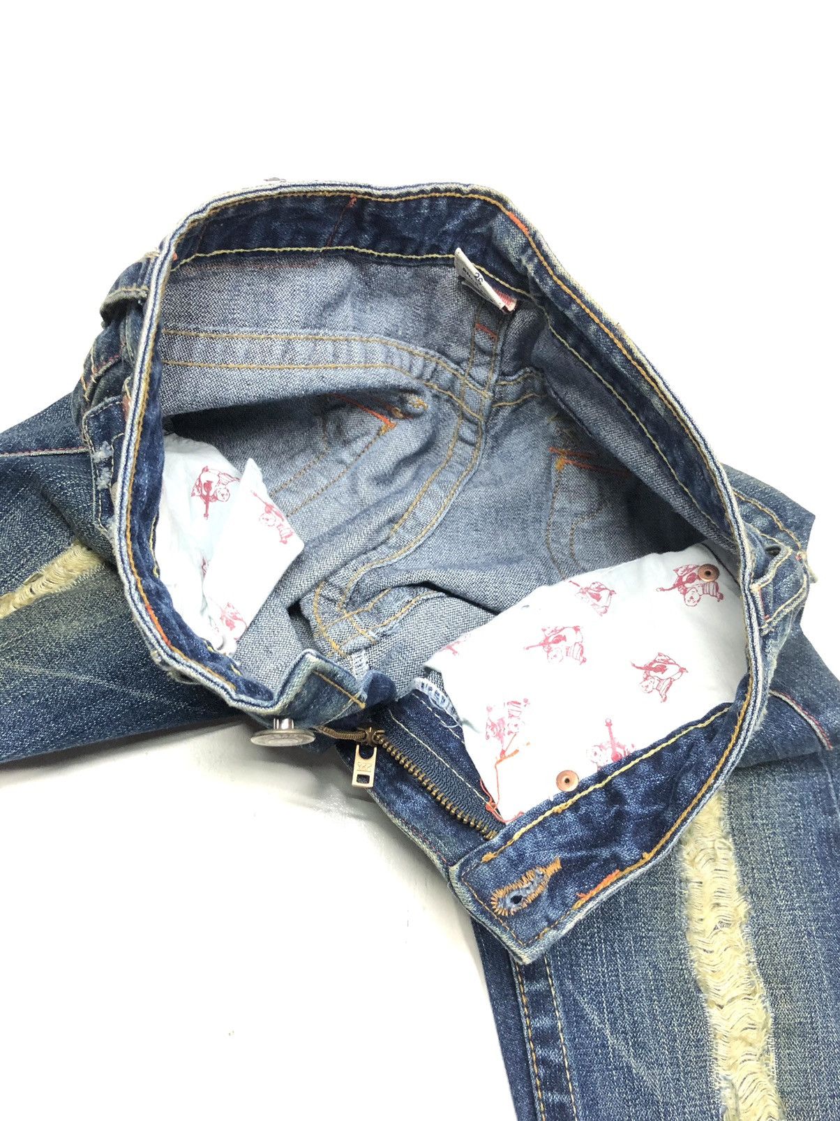 True Religion × Vintage VINTAGE TRUE RELIGION JOEY FLARE DISSTRESSED DENIM USA Size US 26 / EU 42 - 10 Thumbnail