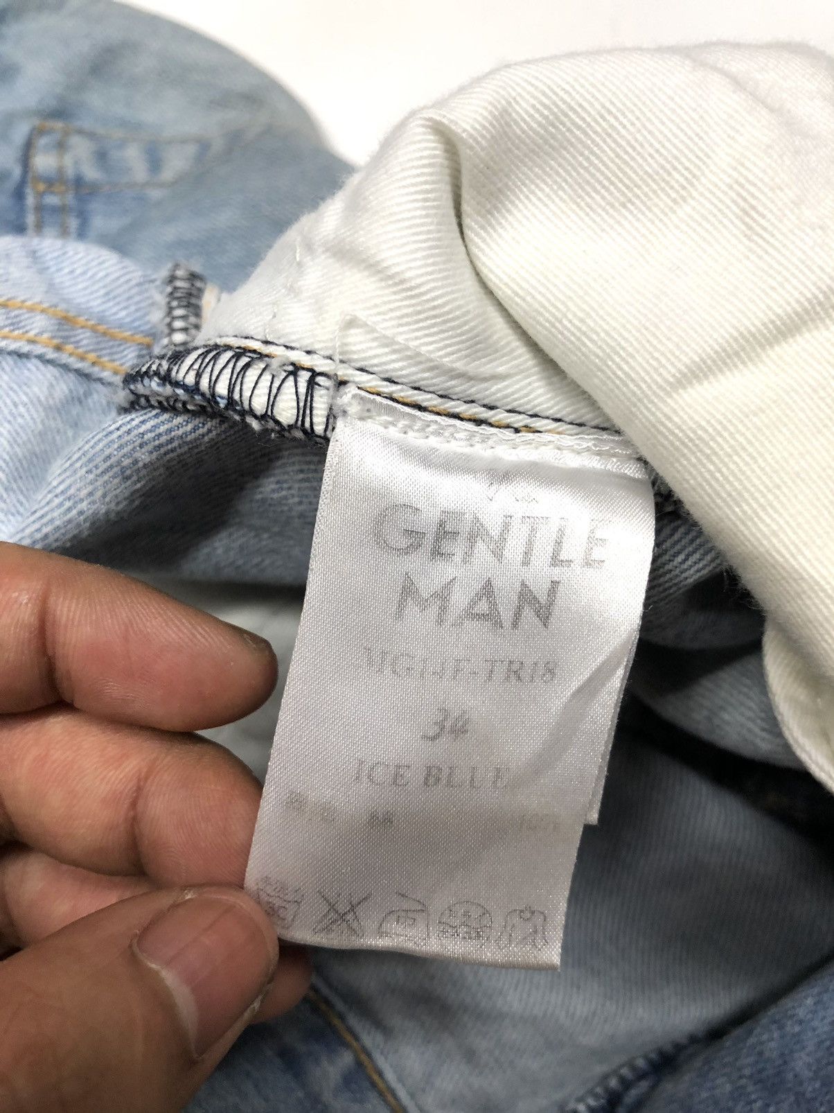 Japanese Brand × Mr. Gentleman MR.GENTLEMAN DISSTRESSED SELVEDGE DENIM JAPAN 🇯🇵 Size US 33 - 14 Thumbnail