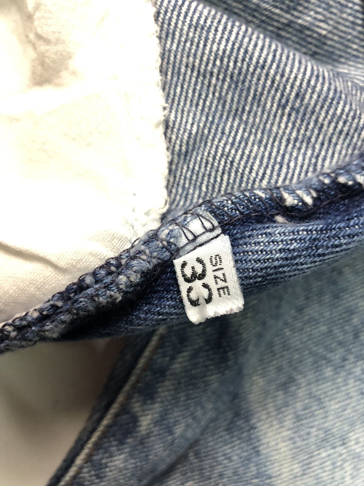Armani × Designer × Giorgio Armani VINTAGE ARMANI JEANS BLUE WASH DISSTRESSED DENIM Size US 30 / EU 46 - 11 Thumbnail