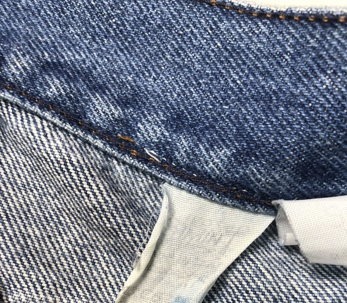 Armani × Designer × Giorgio Armani VINTAGE ARMANI JEANS BLUE WASH DISSTRESSED DENIM Size US 30 / EU 46 - 9 Thumbnail