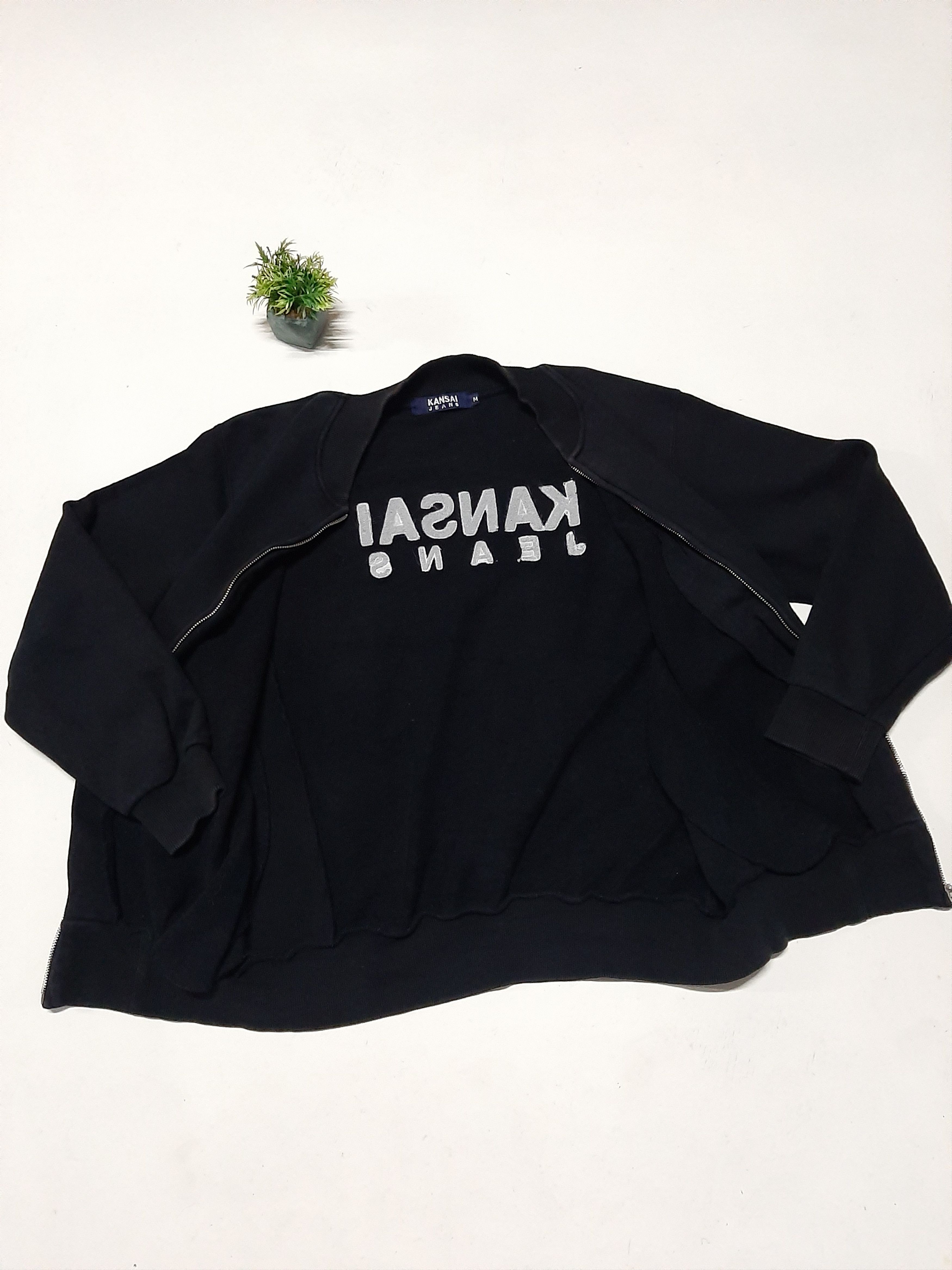 Kansai Yamamoto × Vintage RARE🔥VINTAGE KANSAI YAMAMOTO EMBROIDERY SPELLOUT SWEATSHIT Size US M / EU 48-50 / 2 - 6 Thumbnail