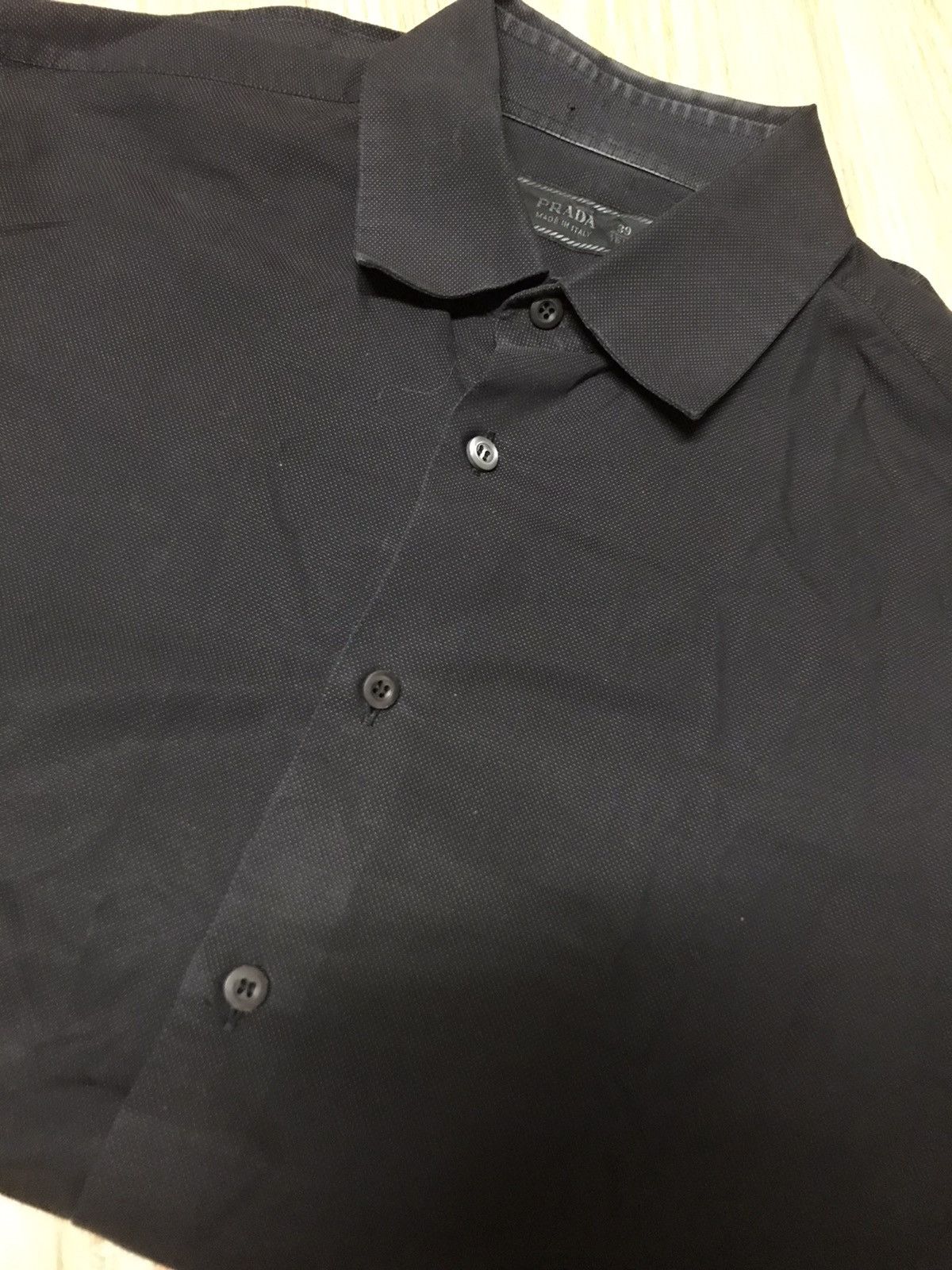 Prada Prada 15.5 39 button up black Size US S / EU 44-46 / 1 - 5 Thumbnail