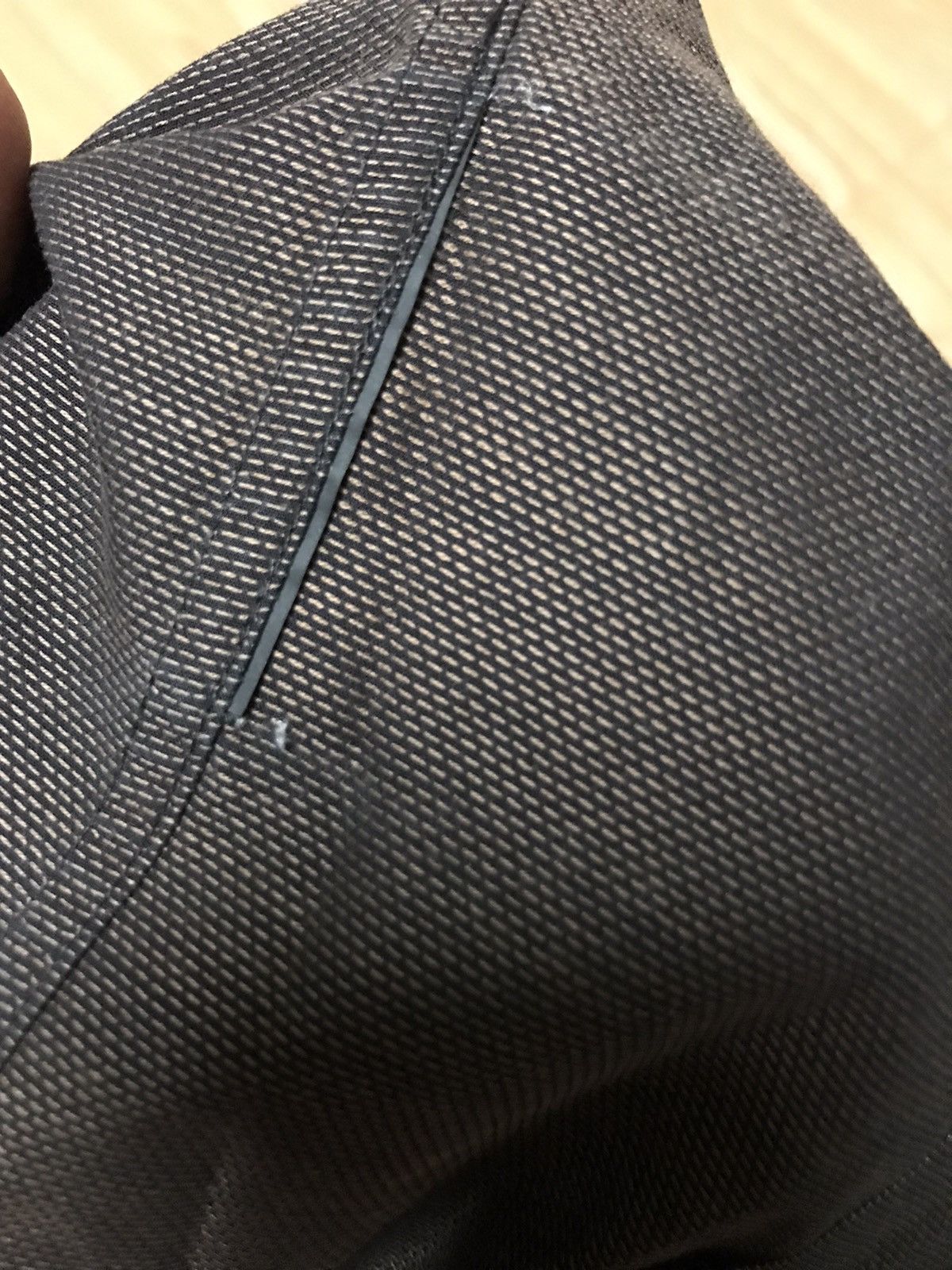 Prada Prada 15.5 39 button up black Size US S / EU 44-46 / 1 - 6 Thumbnail