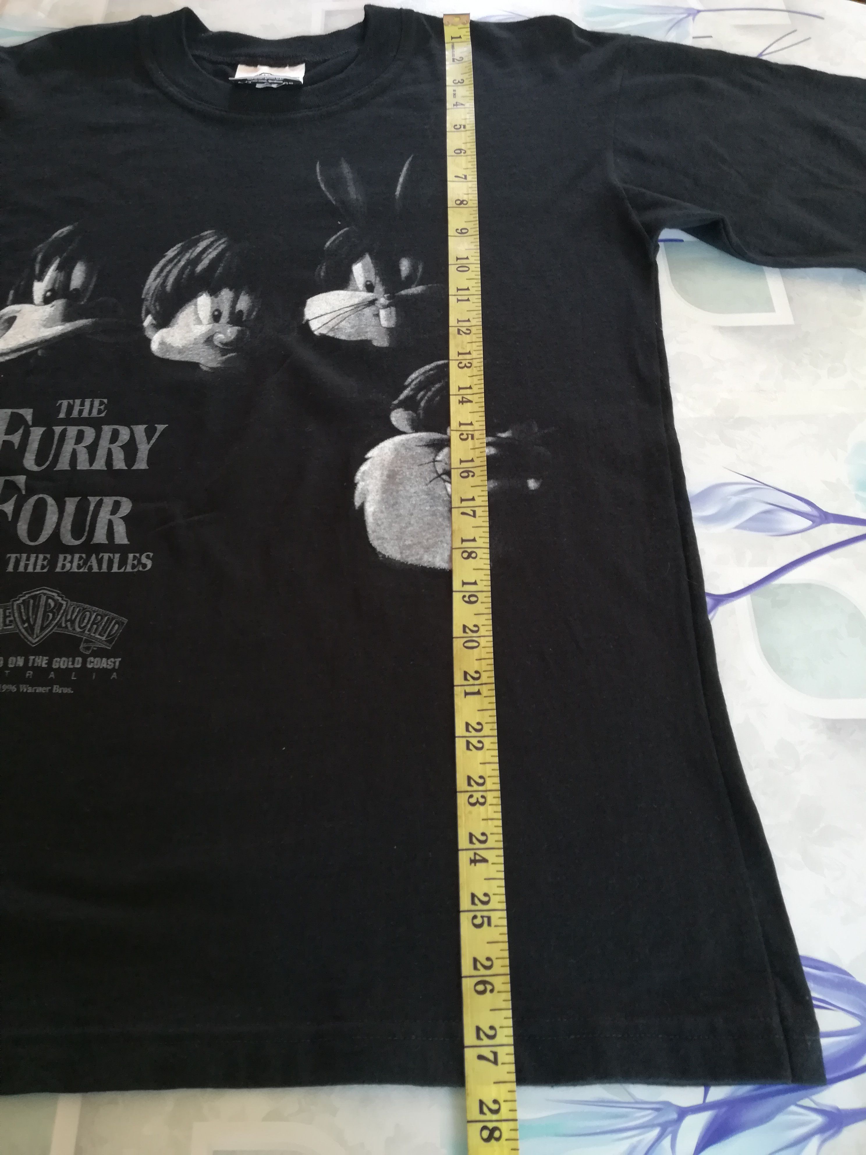 Vintage × Warner Bros Vintage 1996 Warner Bros The Furry Four Sing The Beatles Size US M / EU 48-50 / 2 - 4 Thumbnail