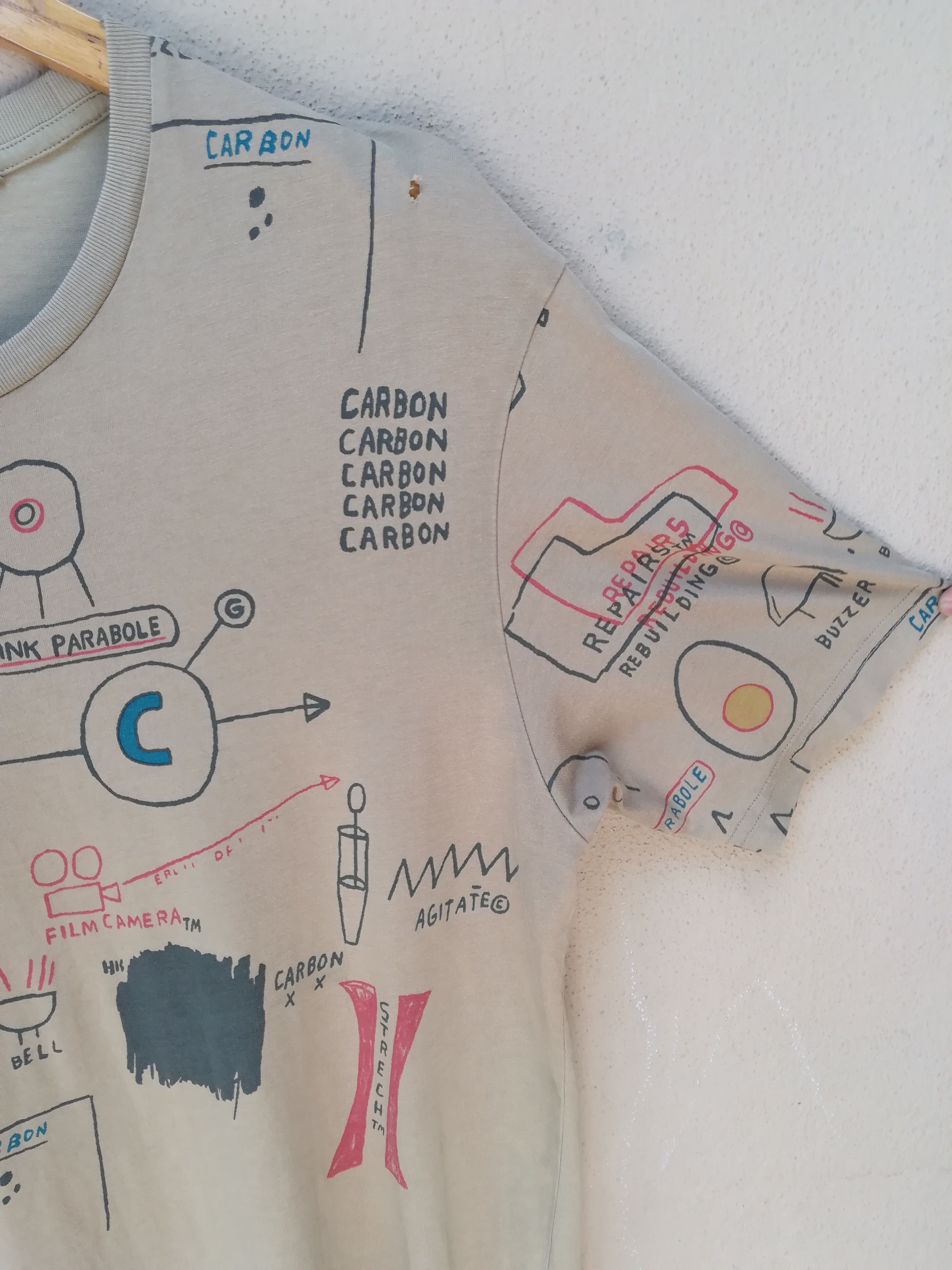Jean-Michel Basquiat × Uniqlo Uniqlo x Jean Michel Basquiat Pop Art Tee Size US M / EU 48-50 / 2 - 3 Thumbnail