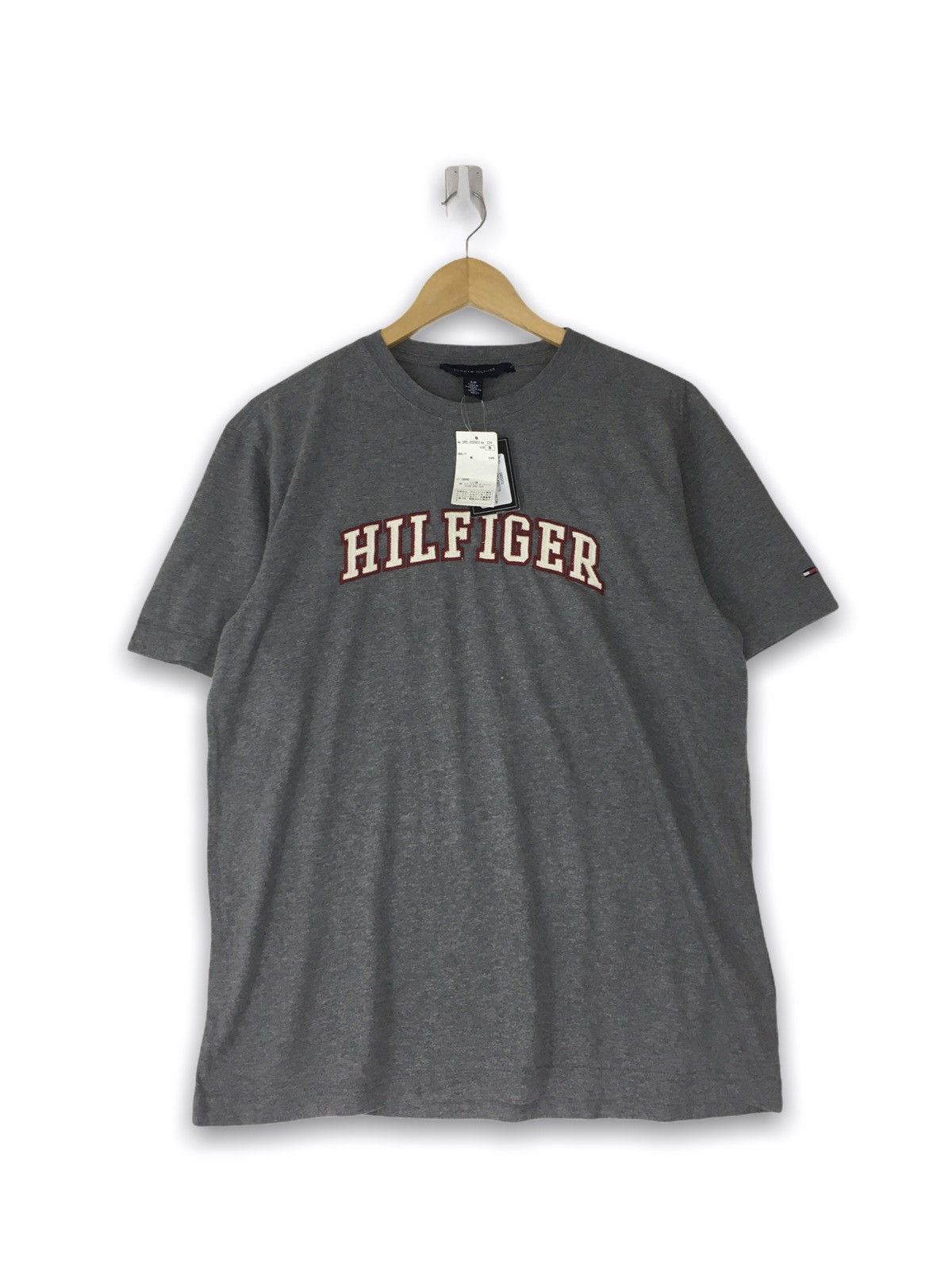Japanese Brand × Tommy Hilfiger × Vintage Vintage Tommy Hilfiger Spellout Men Tshirt Size US S / EU 44-46 / 1 - 1 Thumbnail