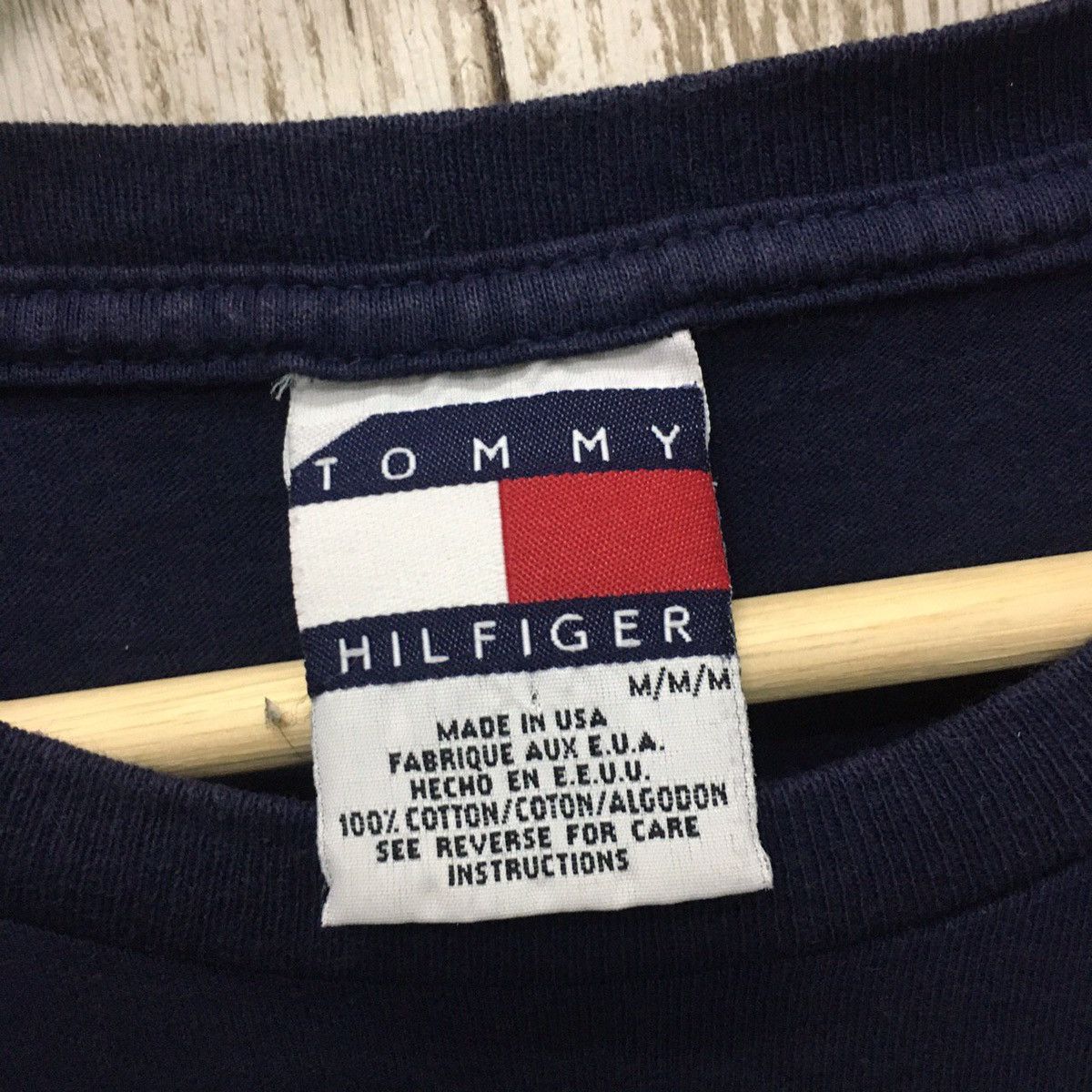 Tommy Hilfiger × Vintage 🔥vintage TOMMY HILFIGER small logo flag t shirt Size US M / EU 48-50 / 2 - 7 Thumbnail