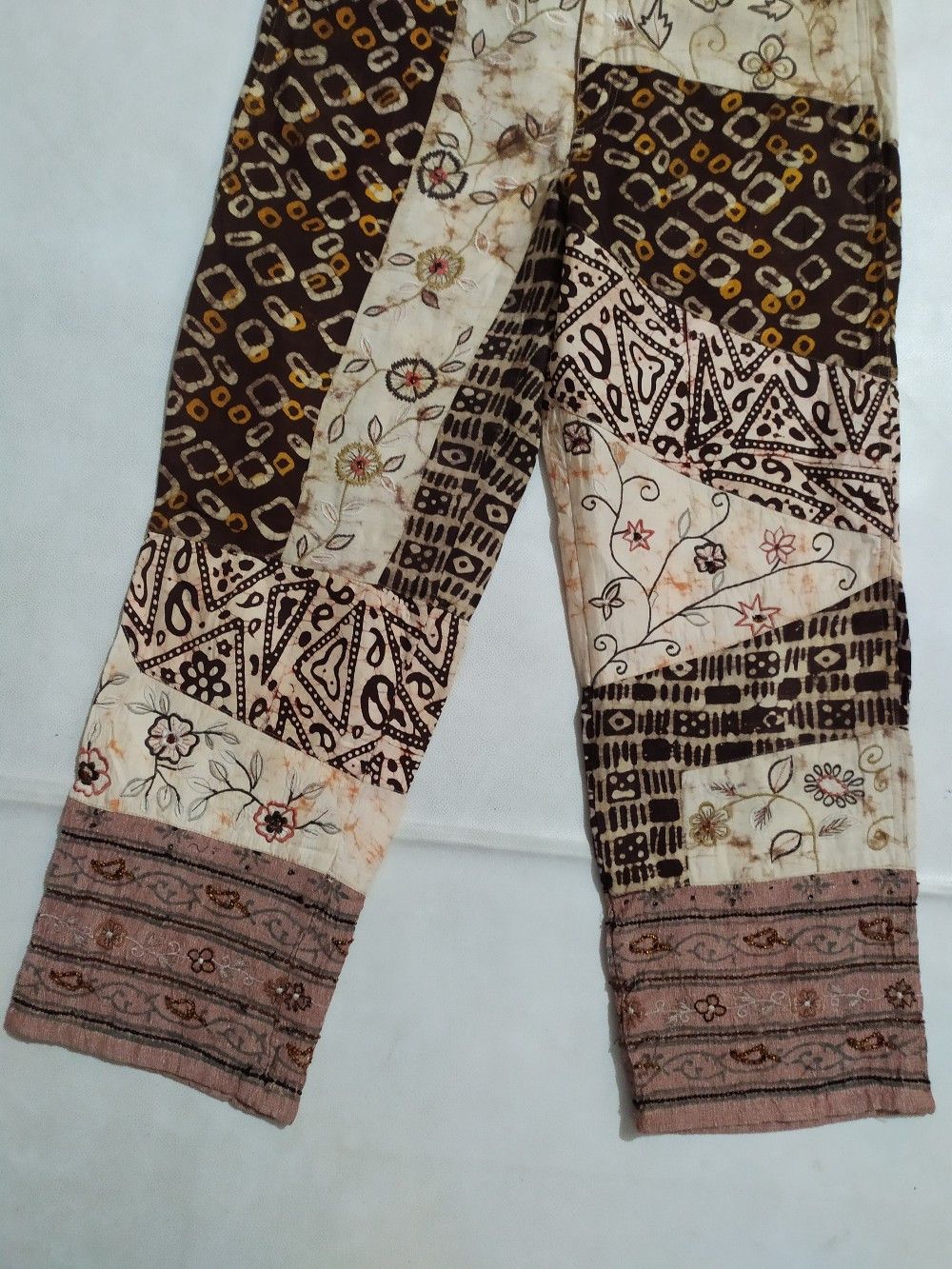Chicos × Vintage VINTAGE CHICO’s DESIGN PATCHWORK NAVAJO STYLE CROPPED PANTS Size US 30 / EU 46 - 9 Thumbnail