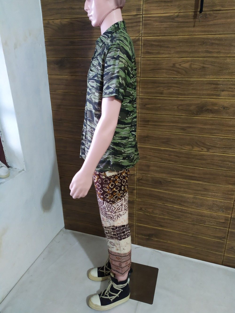 Chicos × Vintage VINTAGE CHICO’s DESIGN PATCHWORK NAVAJO STYLE CROPPED PANTS Size US 30 / EU 46 - 5 Thumbnail