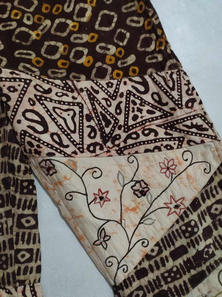 Chicos × Vintage VINTAGE CHICO’s DESIGN PATCHWORK NAVAJO STYLE CROPPED PANTS Size US 30 / EU 46 - 10 Thumbnail