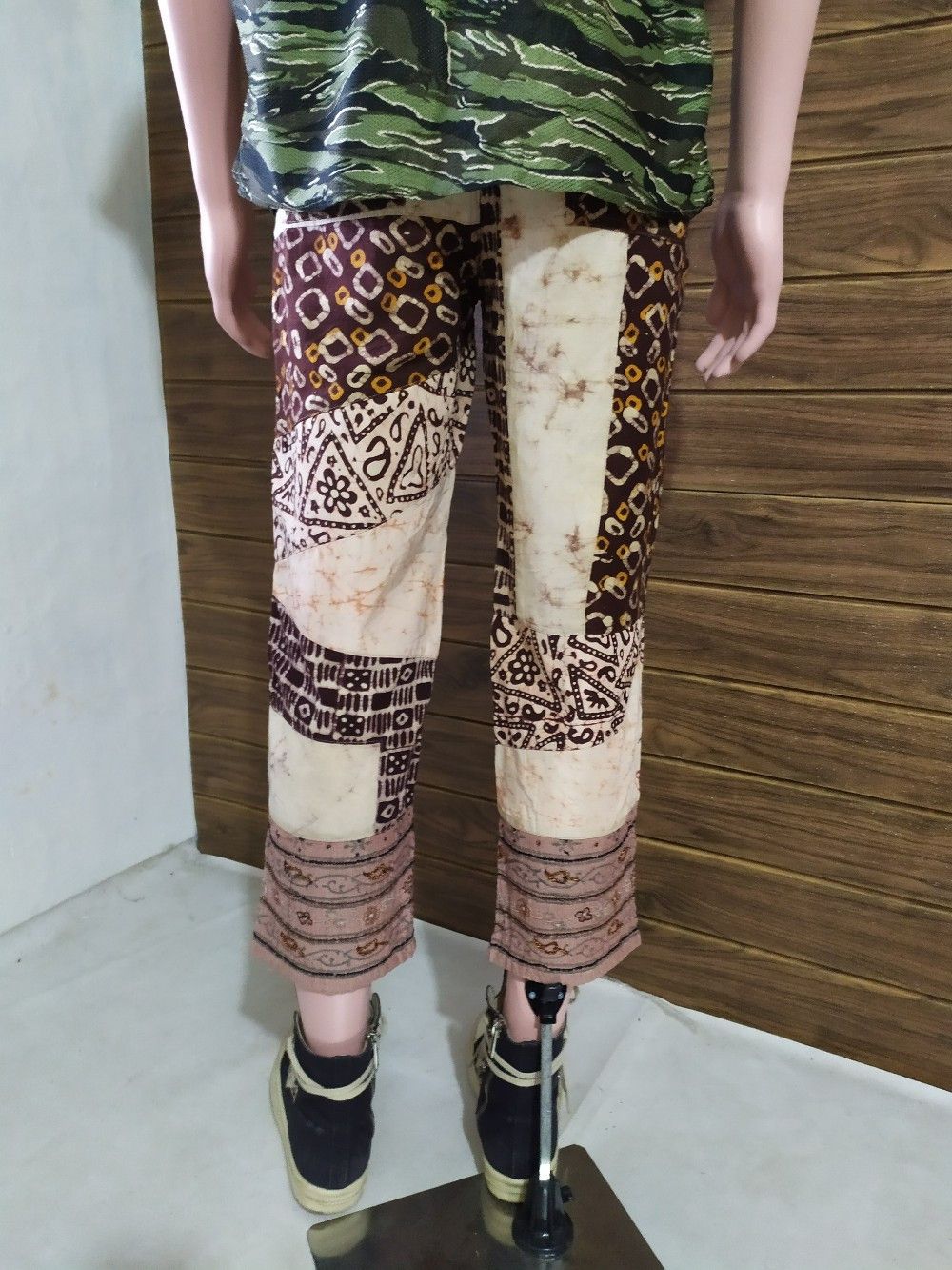 Chicos × Vintage VINTAGE CHICO’s DESIGN PATCHWORK NAVAJO STYLE CROPPED PANTS Size US 30 / EU 46 - 4 Thumbnail