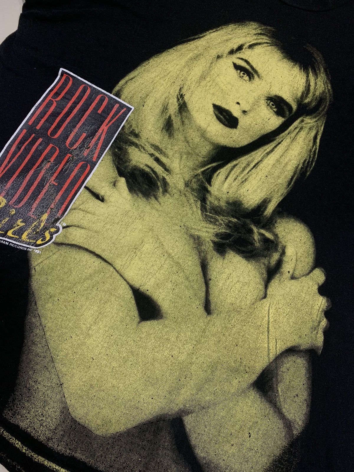 Vintage VINTAGE 1991 ROCK VIDEO GIRLS OVERPRINT SHIRT Size US L / EU 52-54 / 3 - 6 Thumbnail