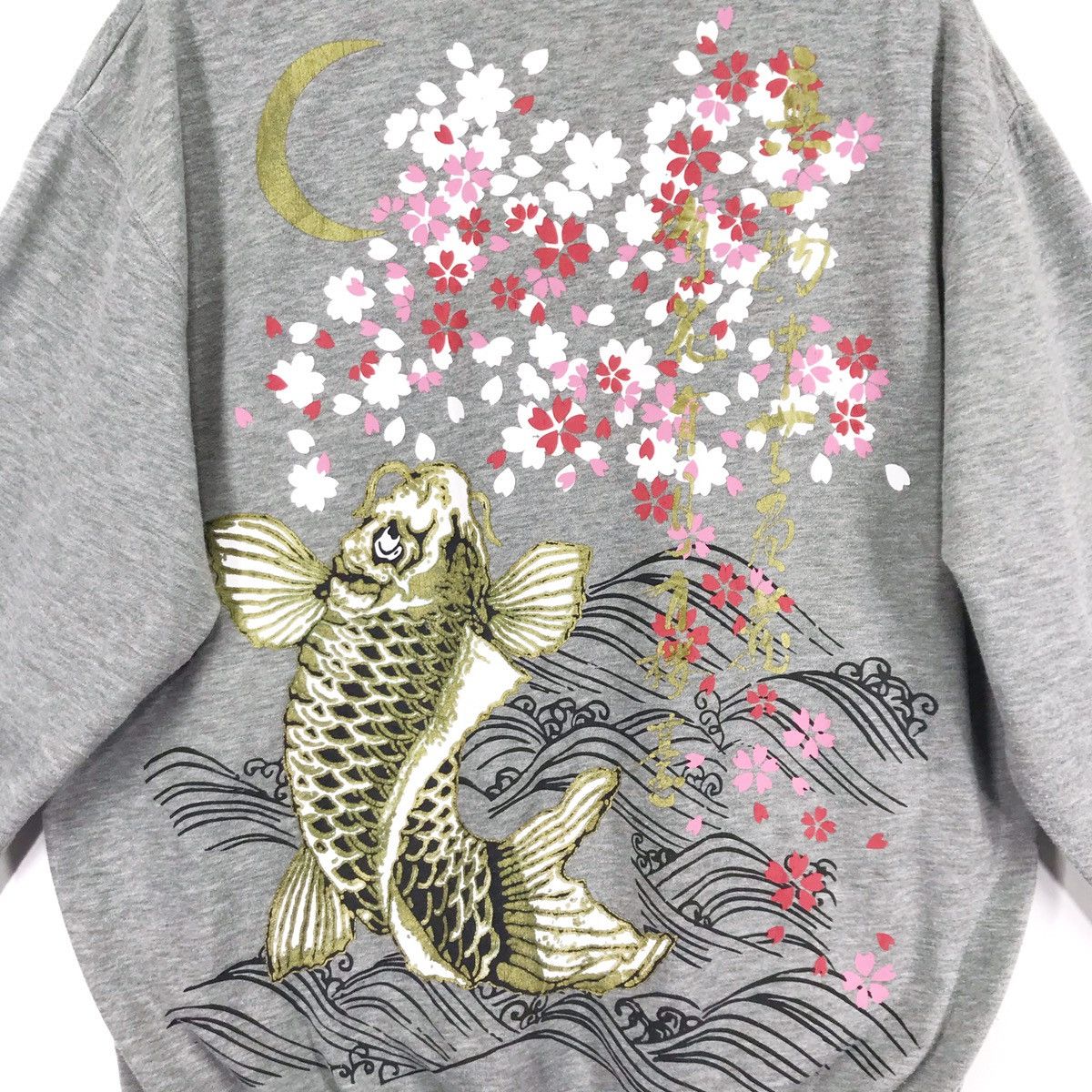 Japanese Brand Vintage Sukajan Sweatshirt Big koi Fish Crewneck Size US XL / EU 56 / 4 - 8 Thumbnail