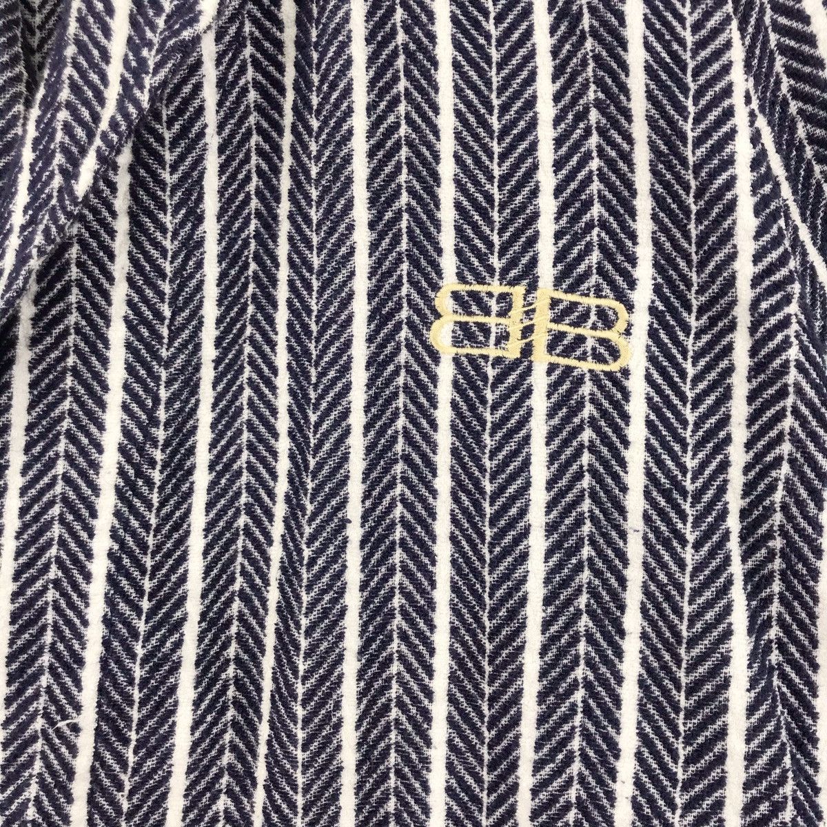 Balenciaga Balenciaga Paris Striped Bathrope Size US L / EU 52-54 / 3 - 7 Thumbnail