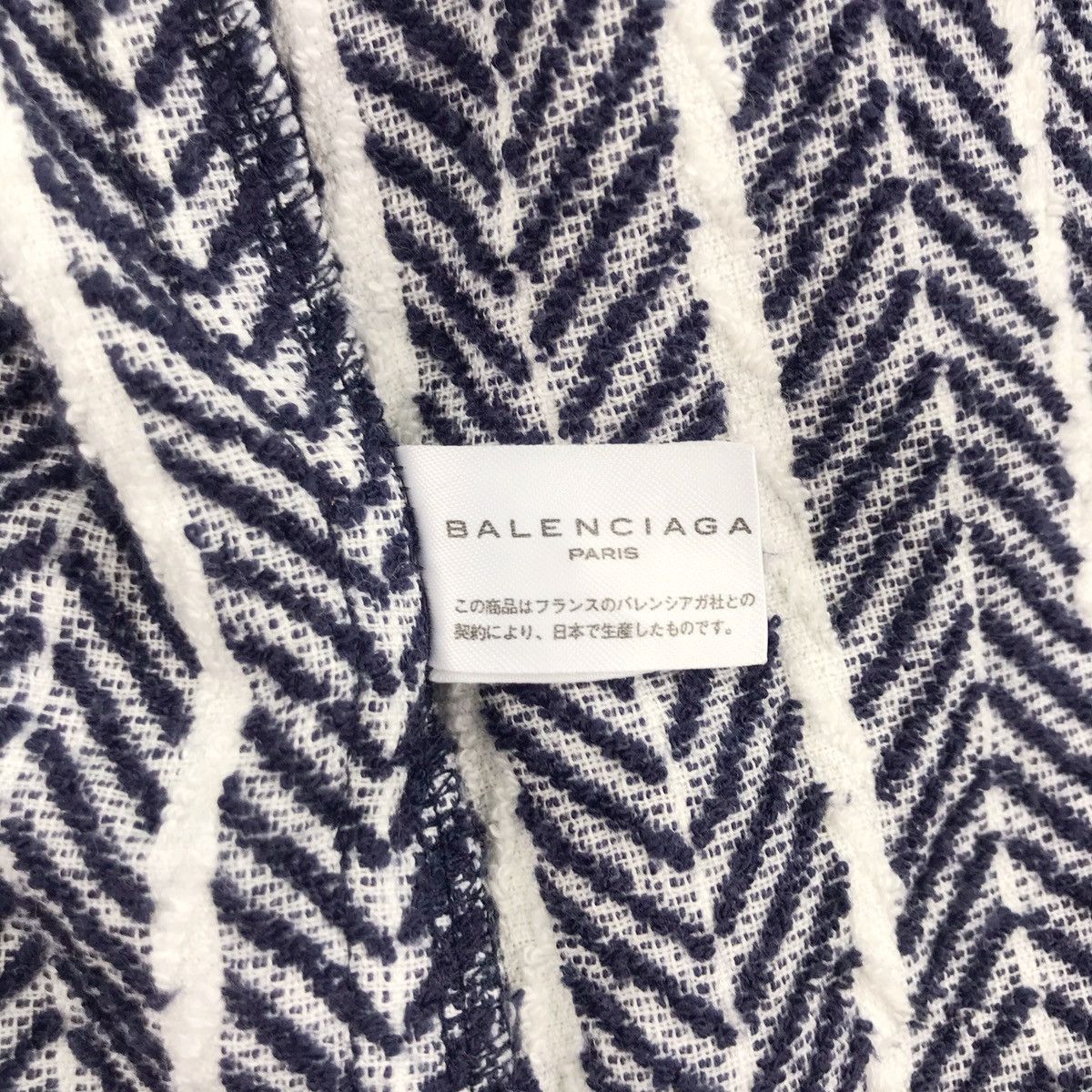 Balenciaga Balenciaga Paris Striped Bathrope Size US L / EU 52-54 / 3 - 9 Thumbnail
