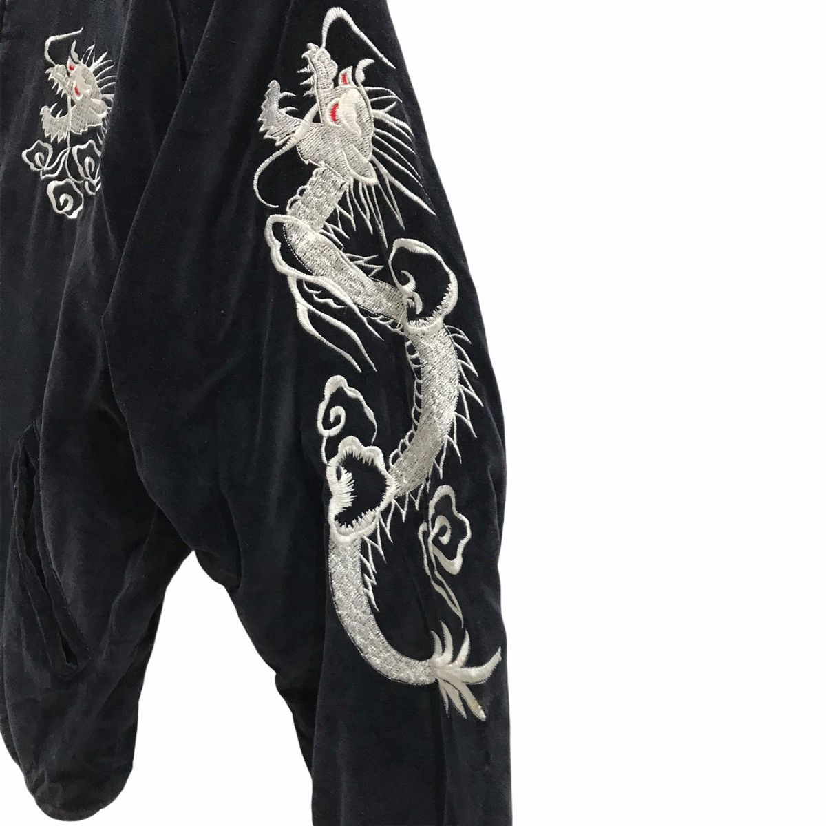Other Sukajan Japan Yokosuka Embroidery Souvenirs Velvet Jacket Size US L / EU 52-54 / 3 - 6 Thumbnail