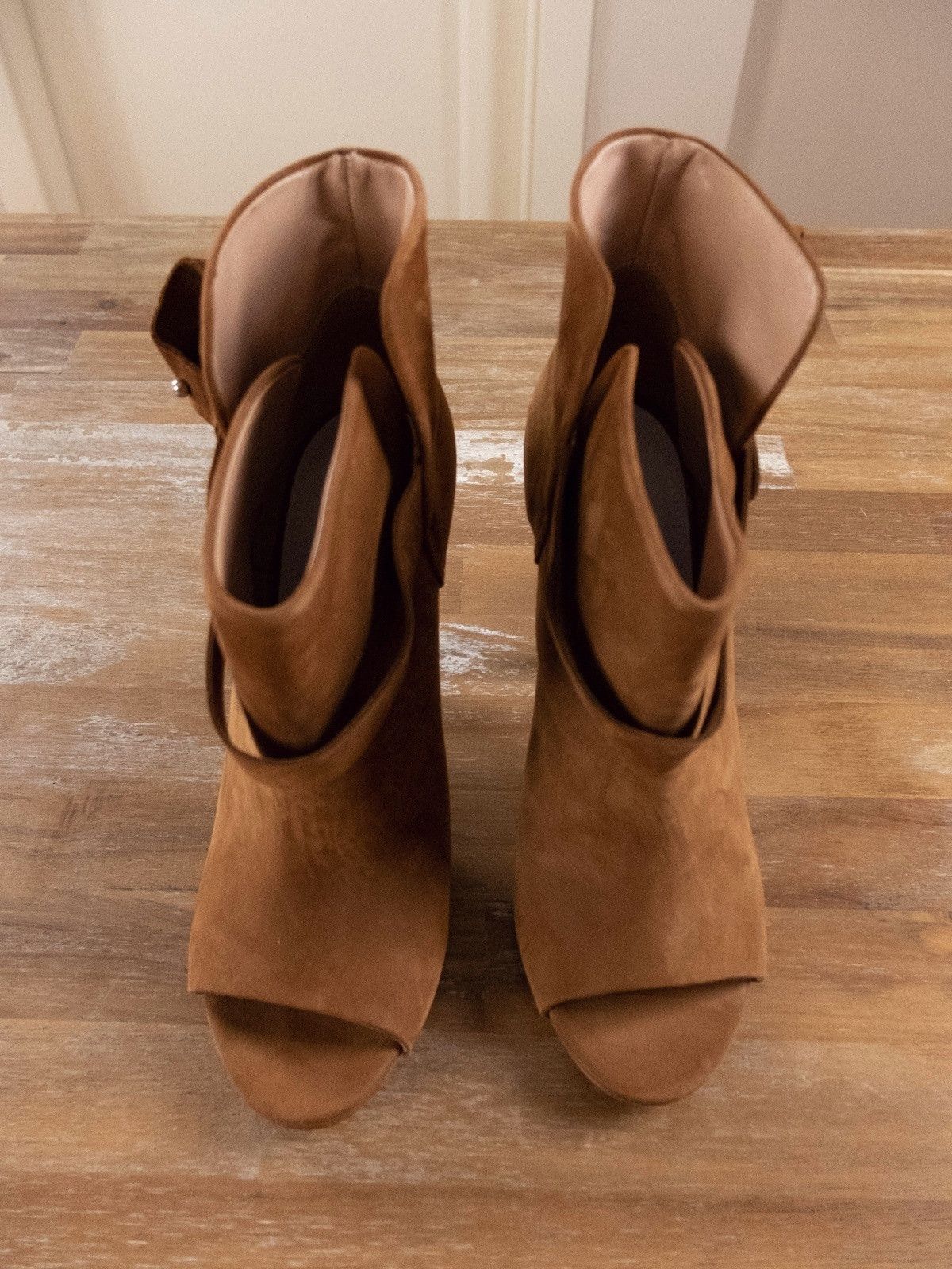 Maison Margiela MAISON MARTIN MARGIELA brown suede open toe boots 8.5 38.5 Size US 8.5 / IT 38.5 - 2 Thumbnail
