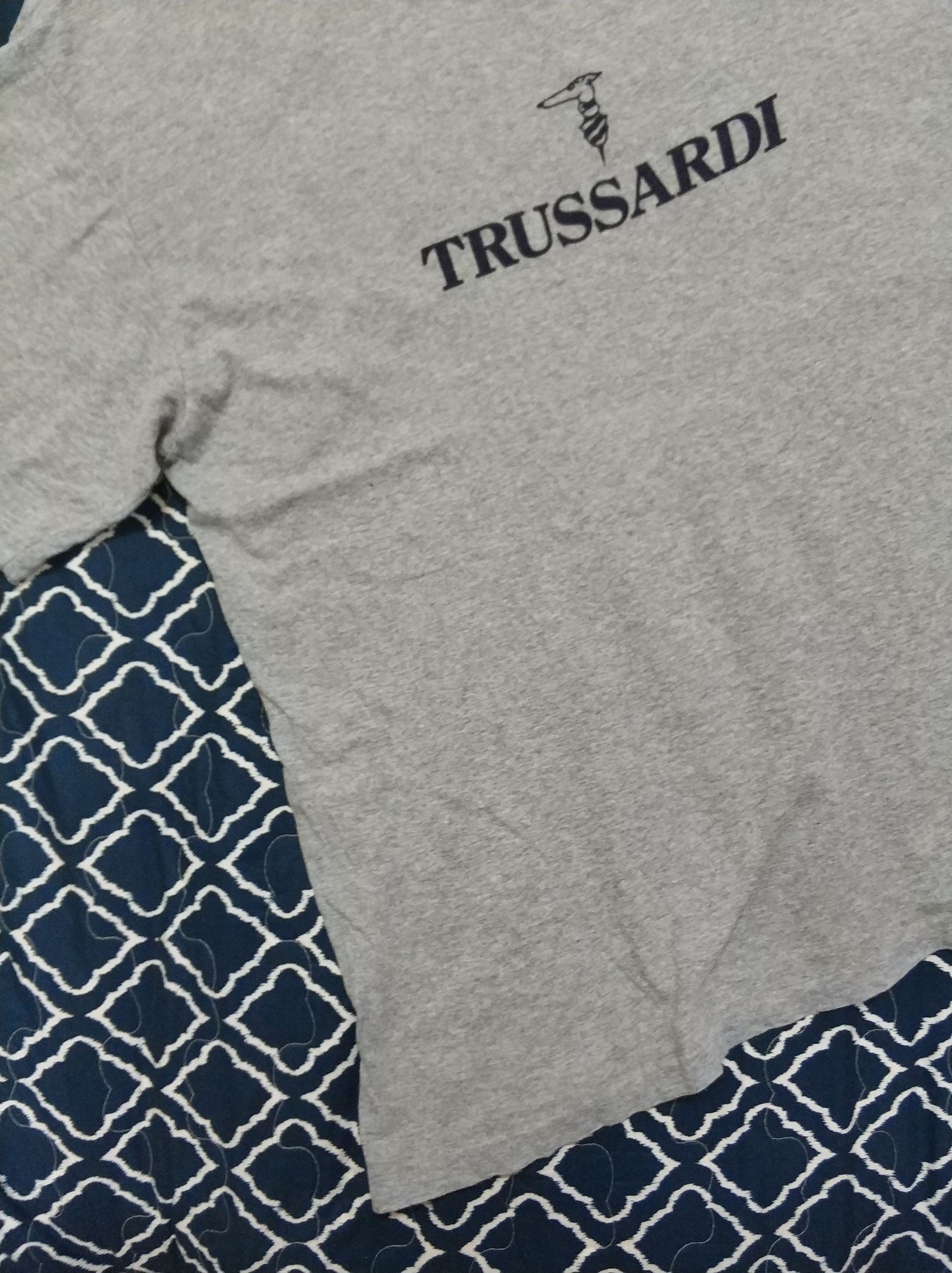 Trussardi 🔥Vintage Trussardi Big Logo Tees Size US M / EU 48-50 / 2 - 4 Thumbnail