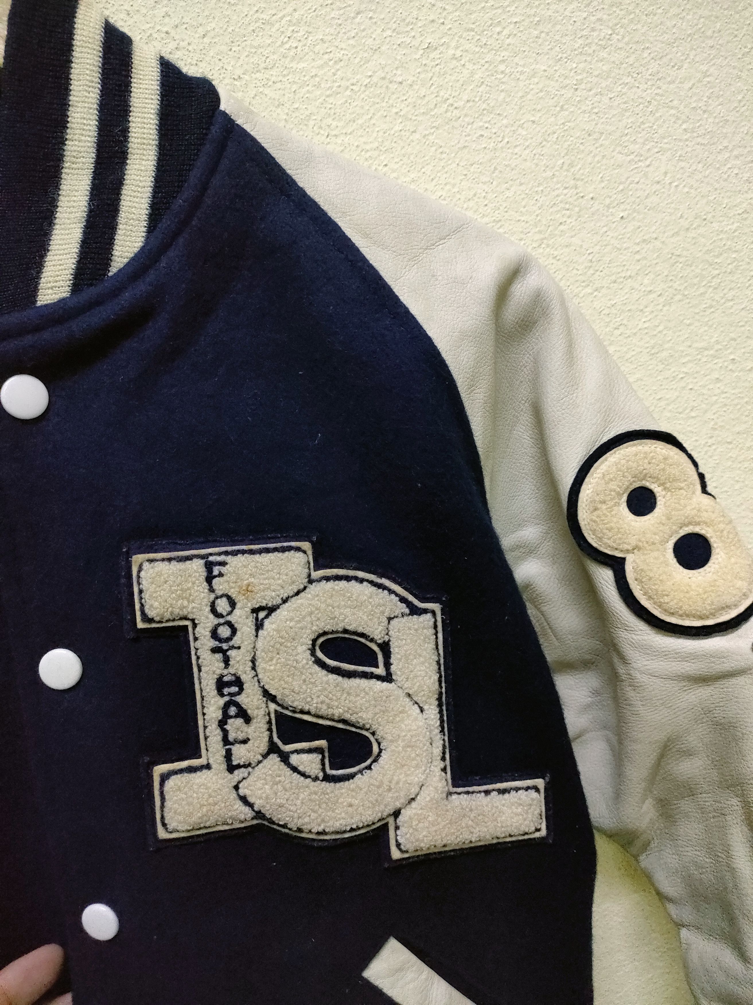 Vintage Vintage Distressed Varsity Jacket Size US S / EU 44-46 / 1 - 5 Thumbnail