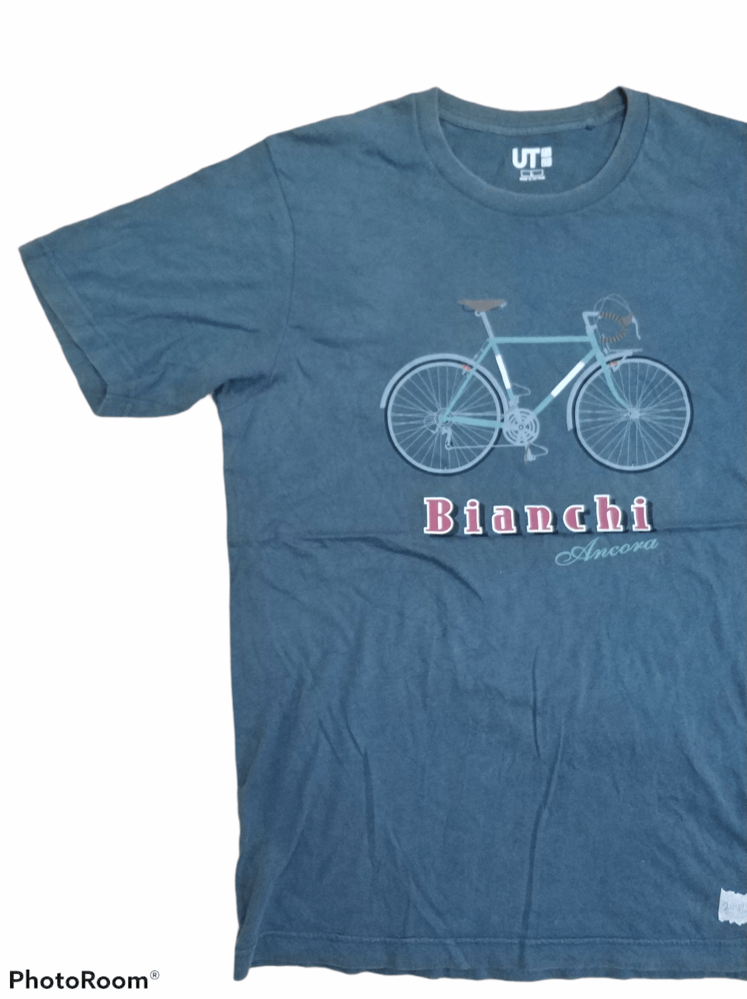 Uniqlo 🔥Uniqlo x Bianchi Ancora Tees Size US M / EU 48-50 / 2 - 2 Thumbnail