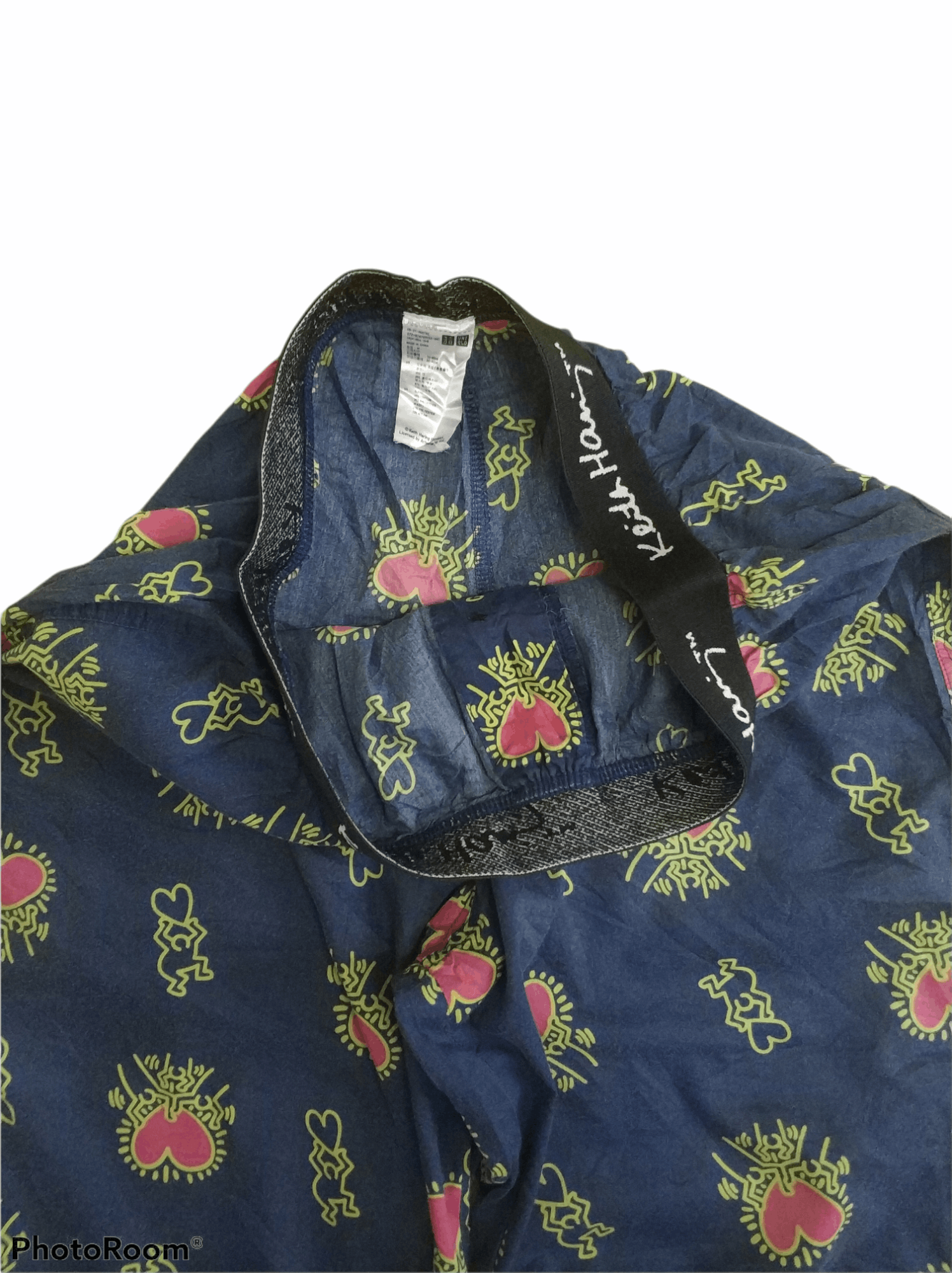 Keith Haring 🔥Keith Haring x Uniqlo Fullprint Short Pants Size US 30 / EU 46 - 3 Thumbnail