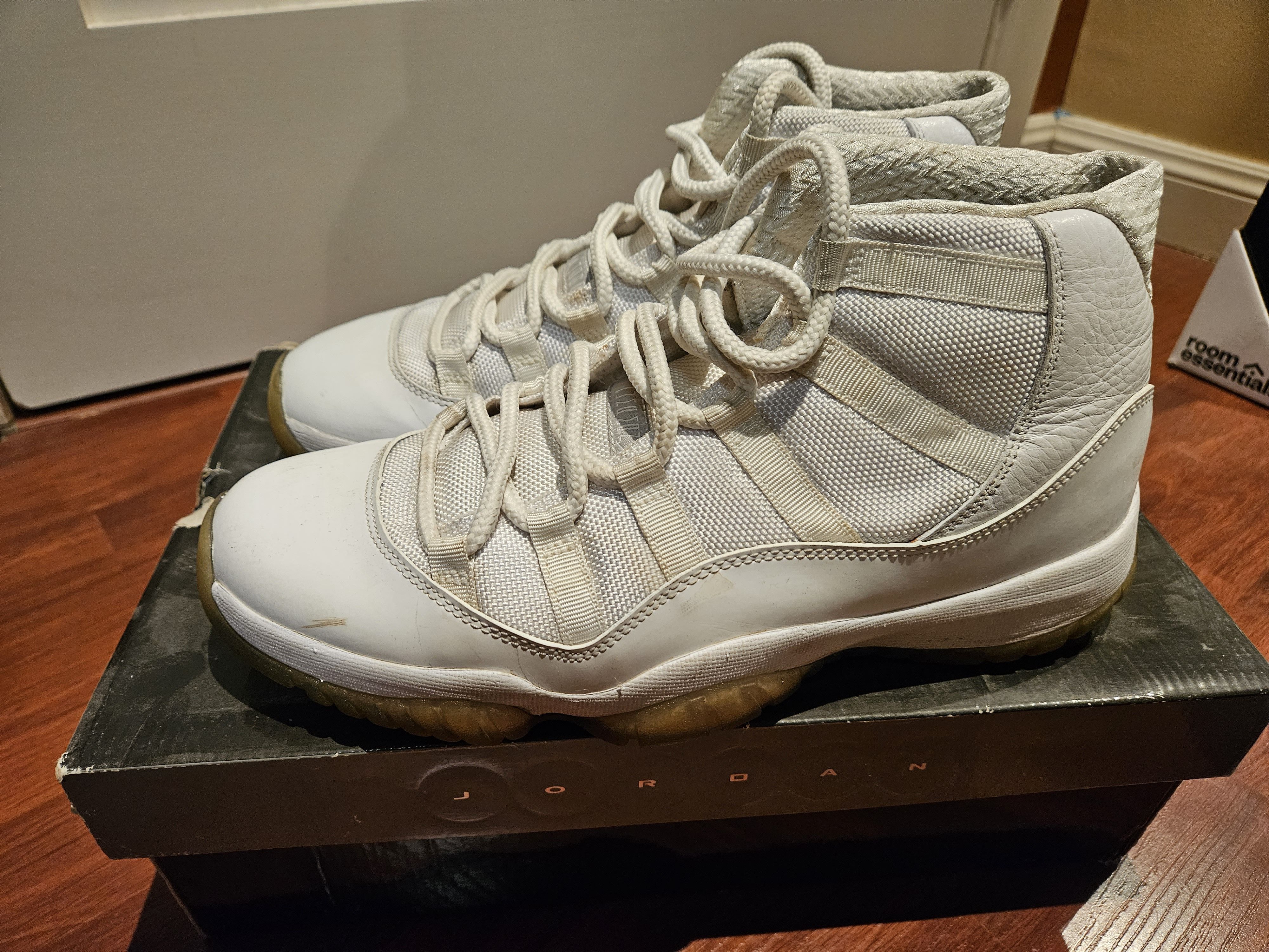 Jordan Brand Jordan 11 retro "anniversary" Size US 9 / EU 42 - 1 Thumbnail