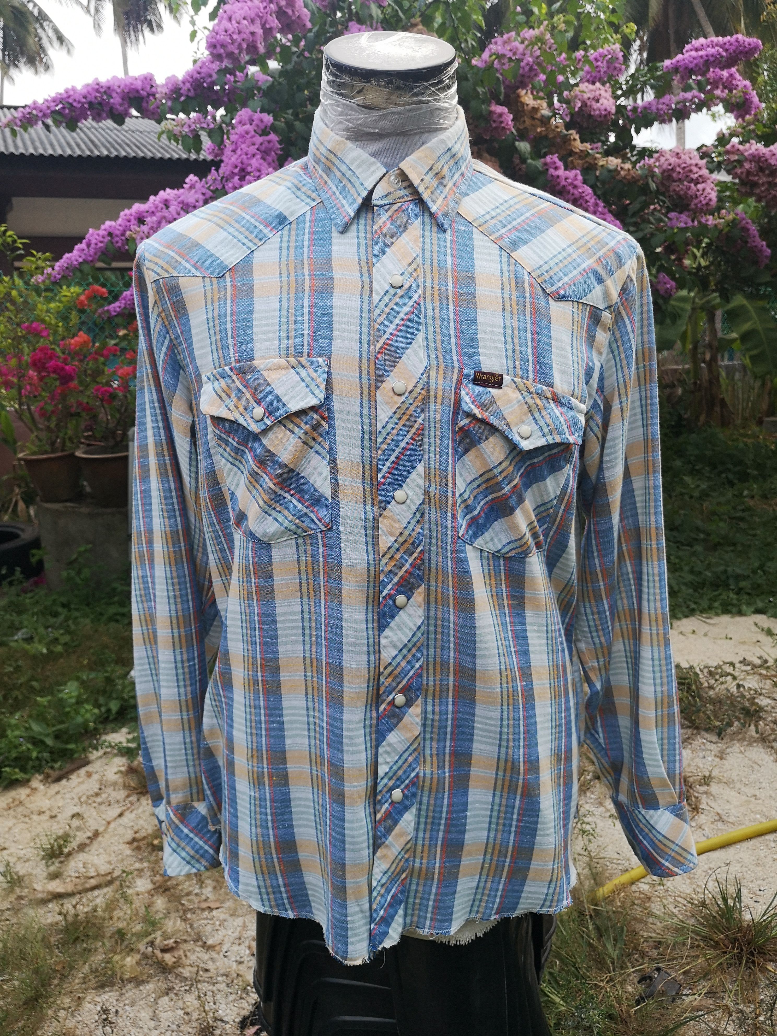 Flannel × Vintage × Wrangler Vintage Stone Button Flannel Nice Design Size US L / EU 52-54 / 3 - 1 Thumbnail