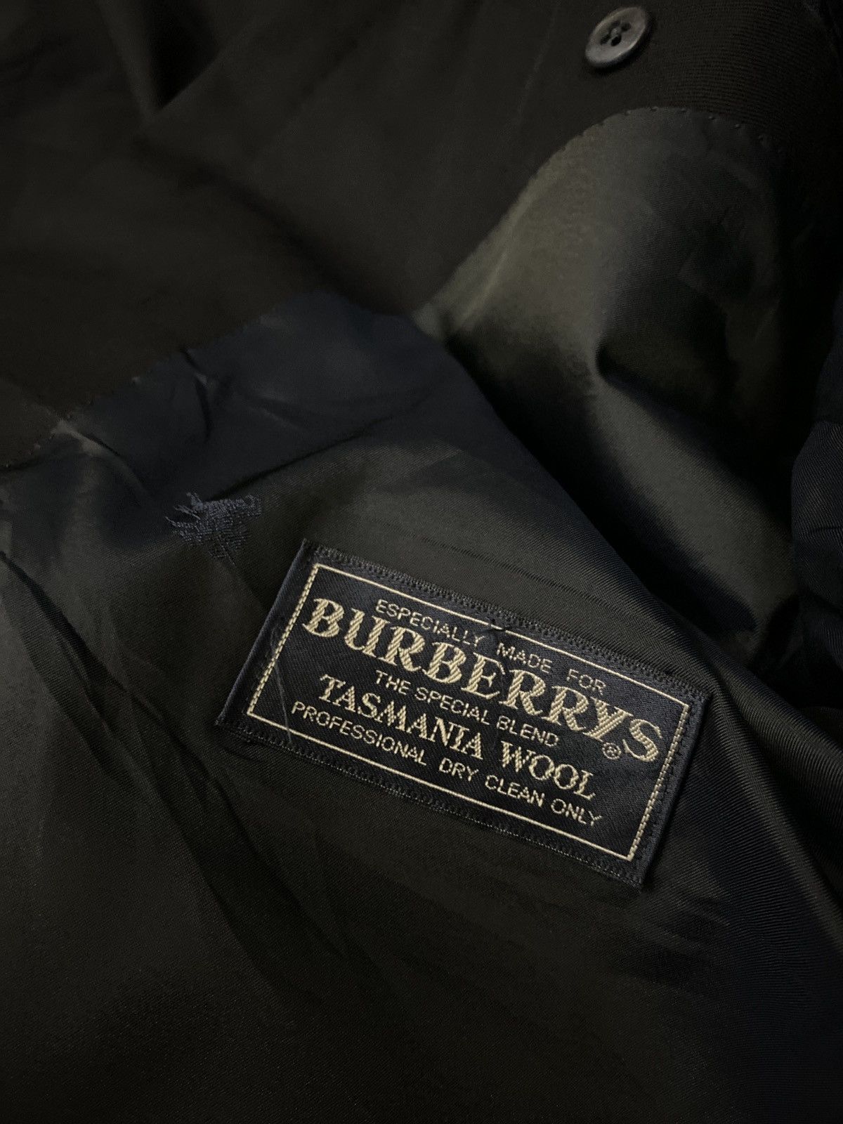 Burberry Vintage Burberry Gold Button Blazer Size US L / EU 52-54 / 3 - 7 Thumbnail