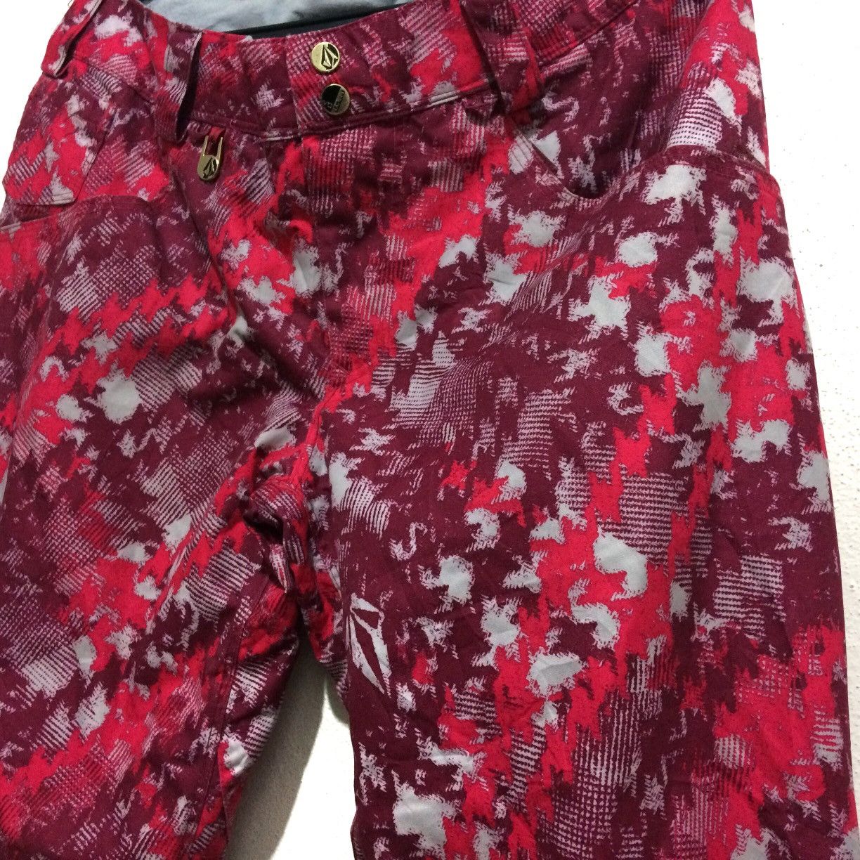 Volcom Volcom Multicolor Full print Skate Punk Size US 34 / EU 50 - 4 Thumbnail