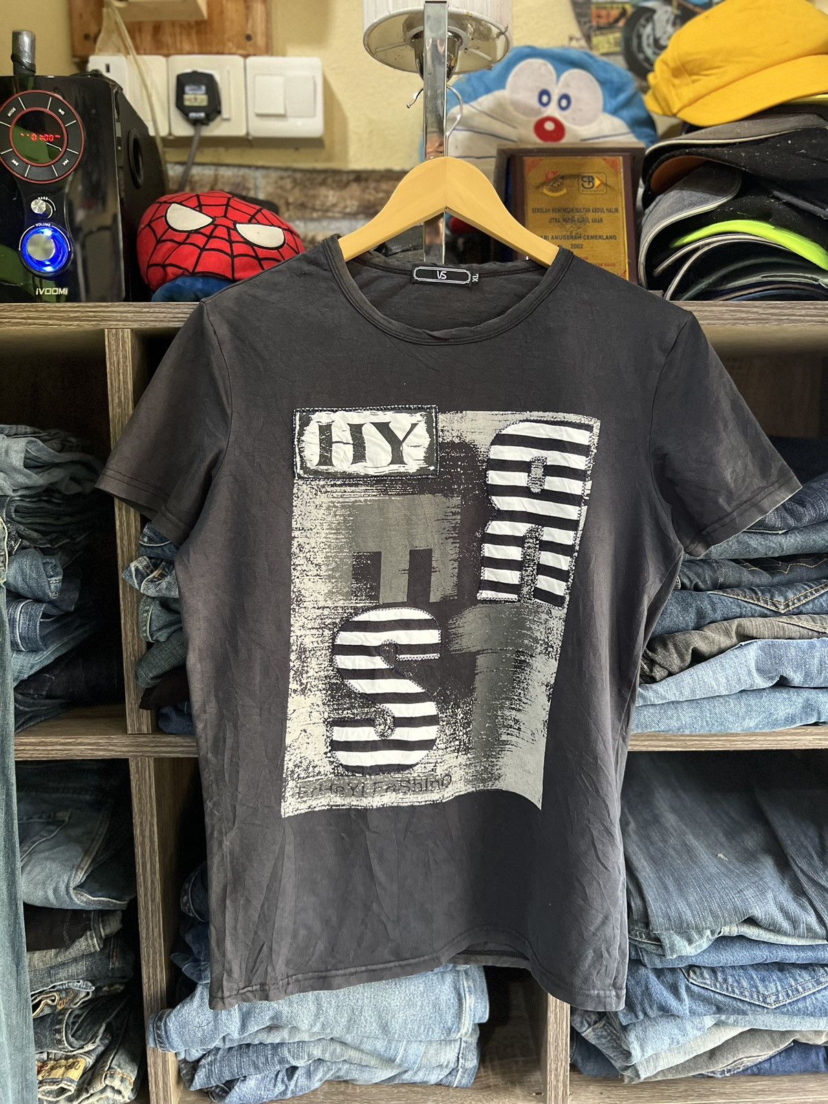 Japanese Brand 🔥VS Erheyi Fashino Tees Size US S / EU 44-46 / 1 - 1 Thumbnail