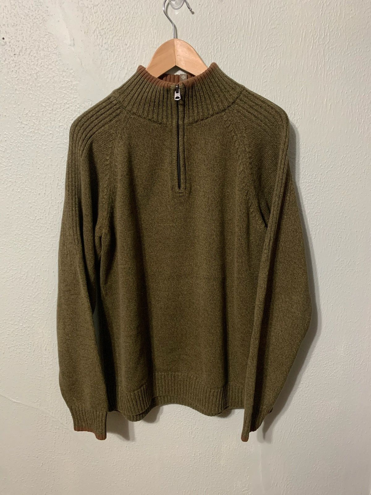 Columbia × Vintage Vintage Columbia Olive Knit Sweater Size US L / EU 52-54 / 3 - 1 Thumbnail