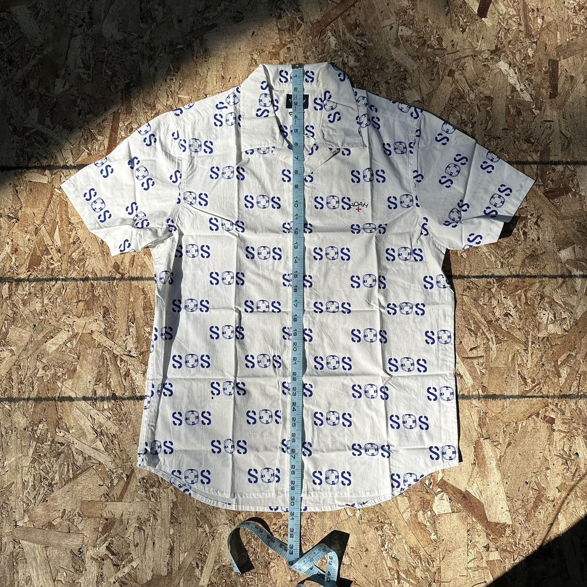 Noah SS17 loop collar SOS s/s button up shirt Size US M / EU 48-50 / 2 - 3 Thumbnail
