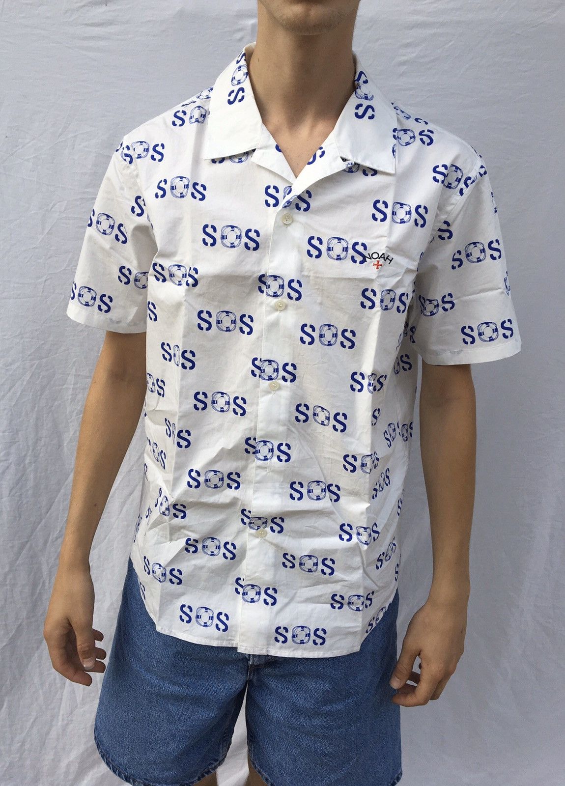 Noah SS17 loop collar SOS s/s button up shirt Size US M / EU 48-50 / 2 - 2 Thumbnail