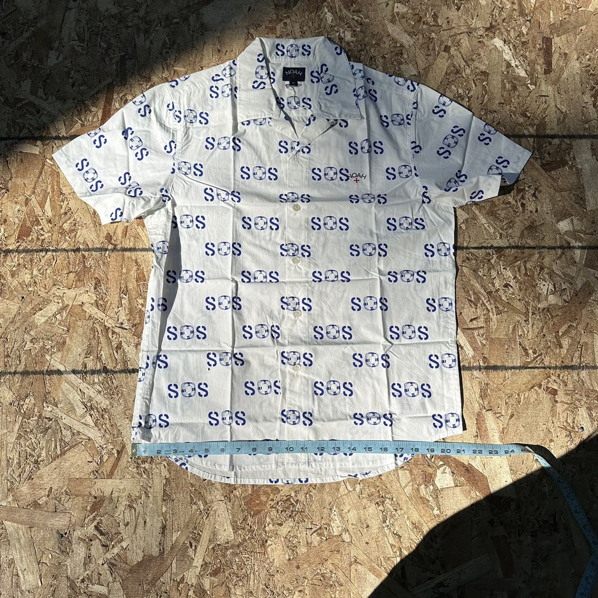 Noah SS17 loop collar SOS s/s button up shirt Size US M / EU 48-50 / 2 - 5 Thumbnail