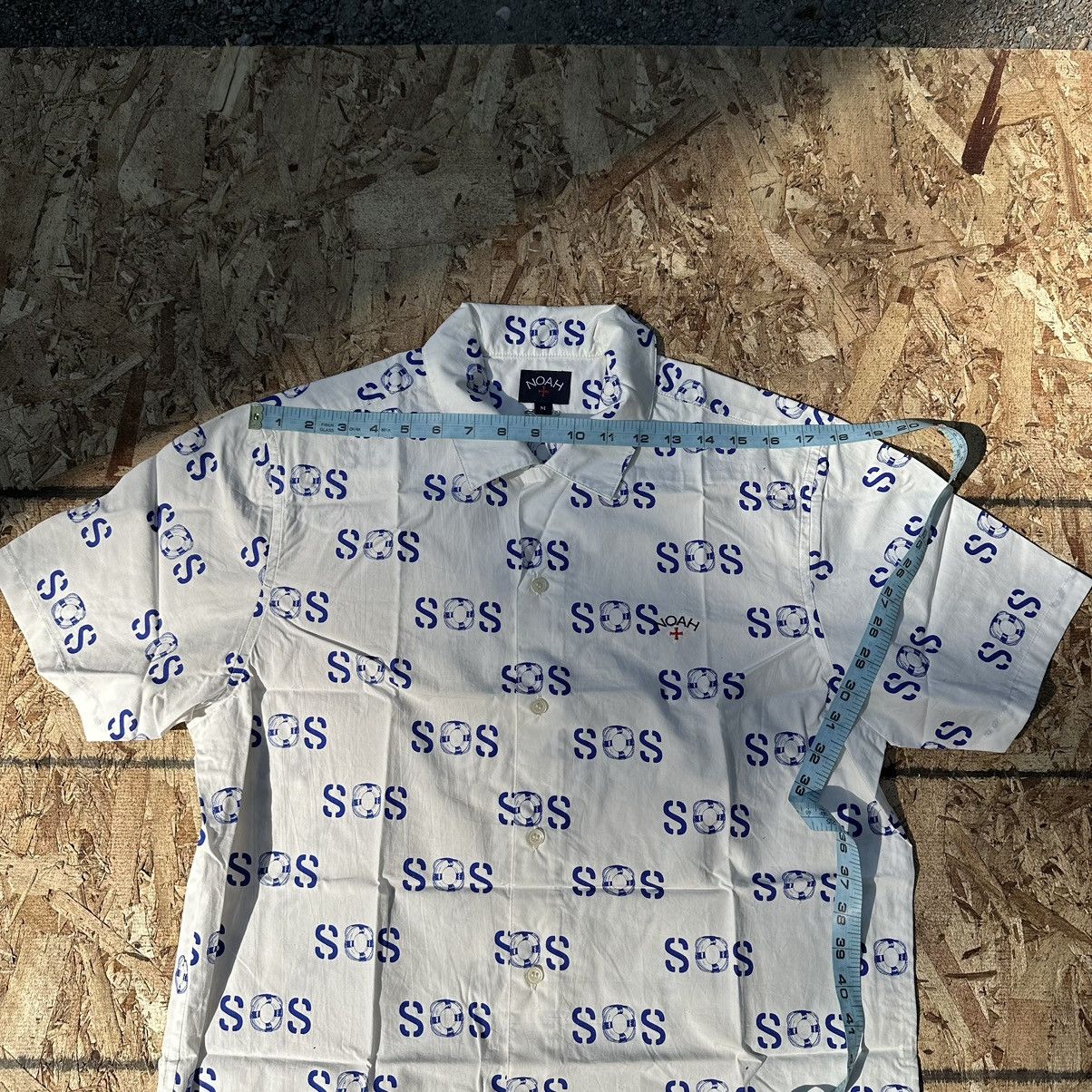 Noah SS17 loop collar SOS s/s button up shirt Size US M / EU 48-50 / 2 - 6 Thumbnail