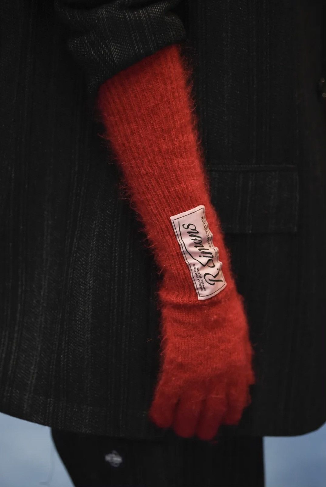 Raf Simons Raf Simons Logo Patch Mohair Gloves Size ONE SIZE - 5 Thumbnail