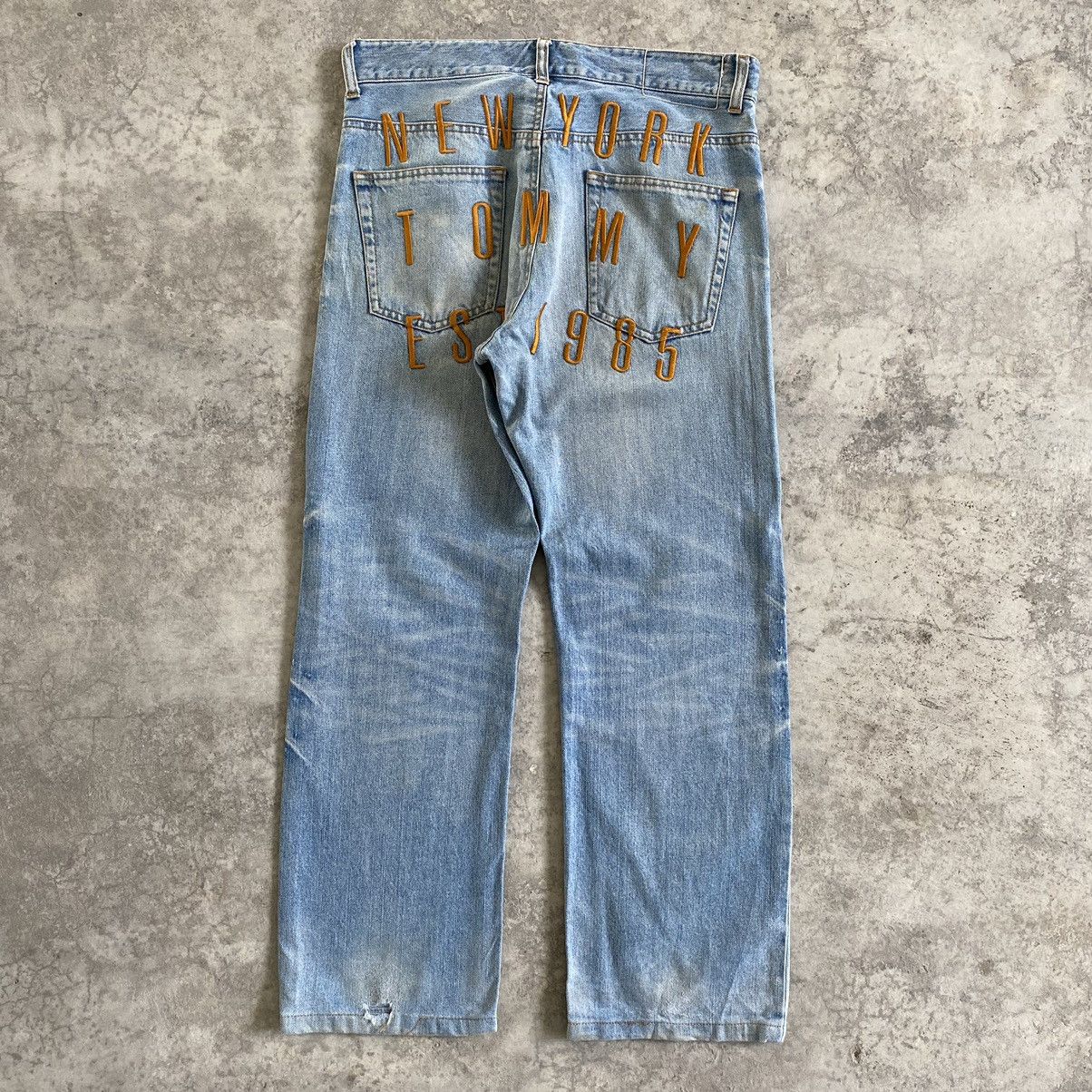 Tommy Jeans × Vintage Vintage Tommy Jeans Straight Cut Washed Blue Jeans Size US 32 / EU 48 - 1 Thumbnail