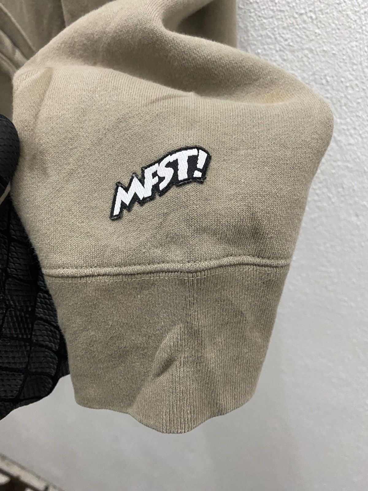 Designer × Japanese Brand Manifest Gelw Japanese Brand Button Sweater Rare Design #07 Size US M / EU 48-50 / 2 - 7 Thumbnail