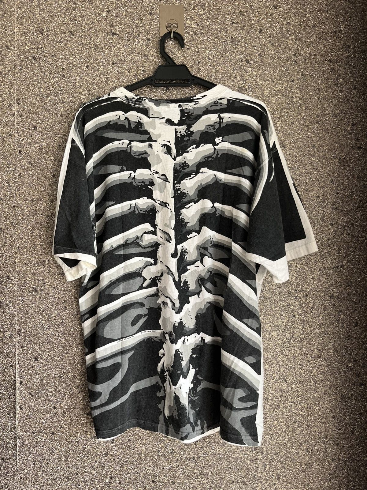 Vintage Vintage tshirt ft27 Size US L / EU 52-54 / 3 - 3 Thumbnail