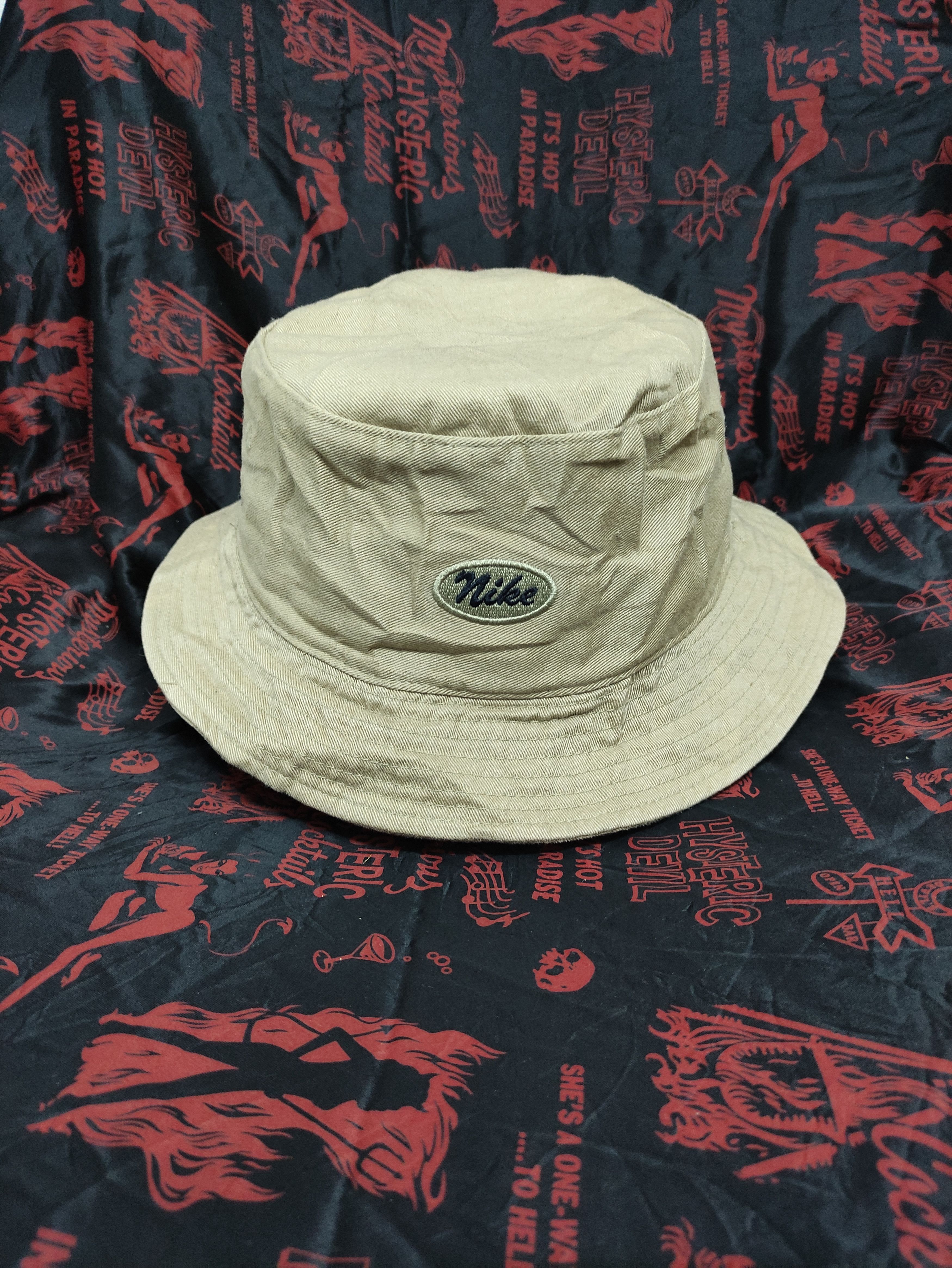 NIKE VINTAGE BUCKET HAT