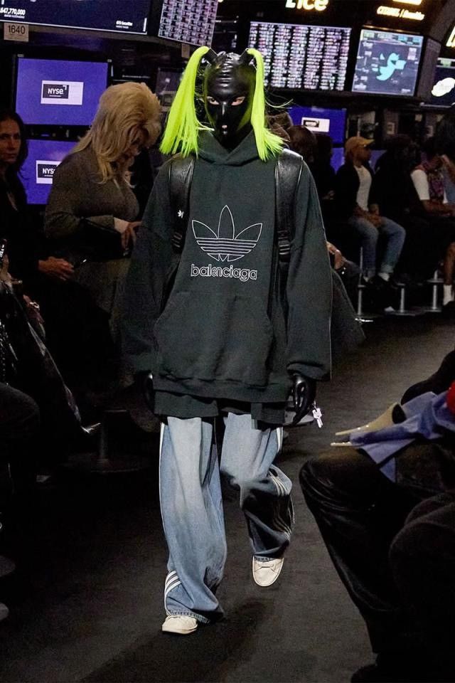 Adidas × Balenciaga Sz4 Green Oversized Runway Adidas Hoodie Size US XL / EU 56 / 4 - 2 Thumbnail