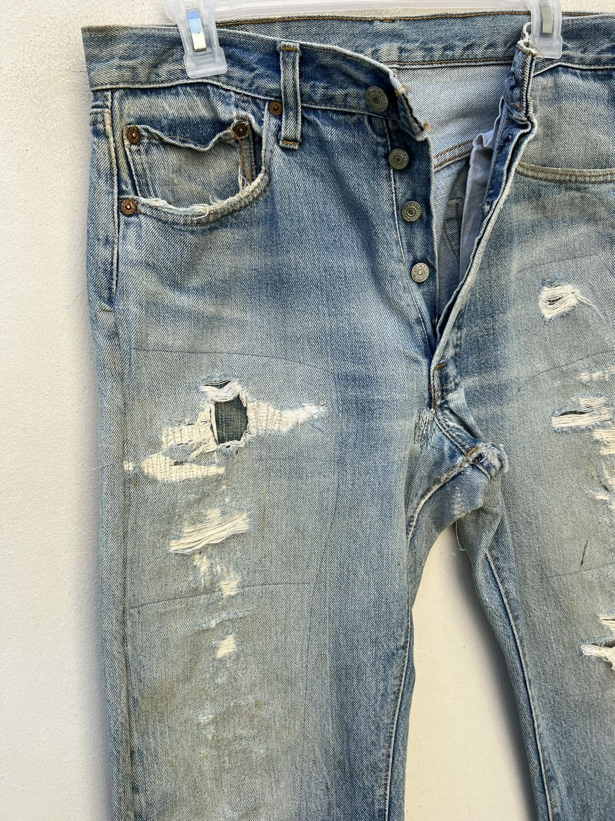 Levi's VTG 70s Levi’s 501 Redline #6 Selvedge Denim Trashed Jeans Size US 33 - 7 Thumbnail