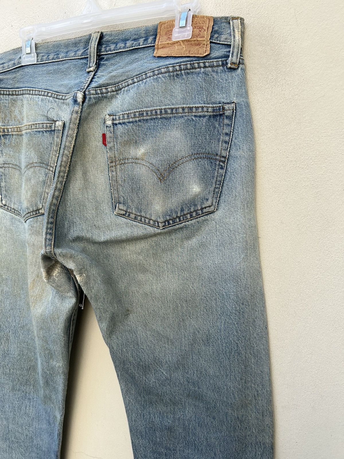 Levi's VTG 70s Levi’s 501 Redline #6 Selvedge Denim Trashed Jeans Size US 33 - 18 Thumbnail
