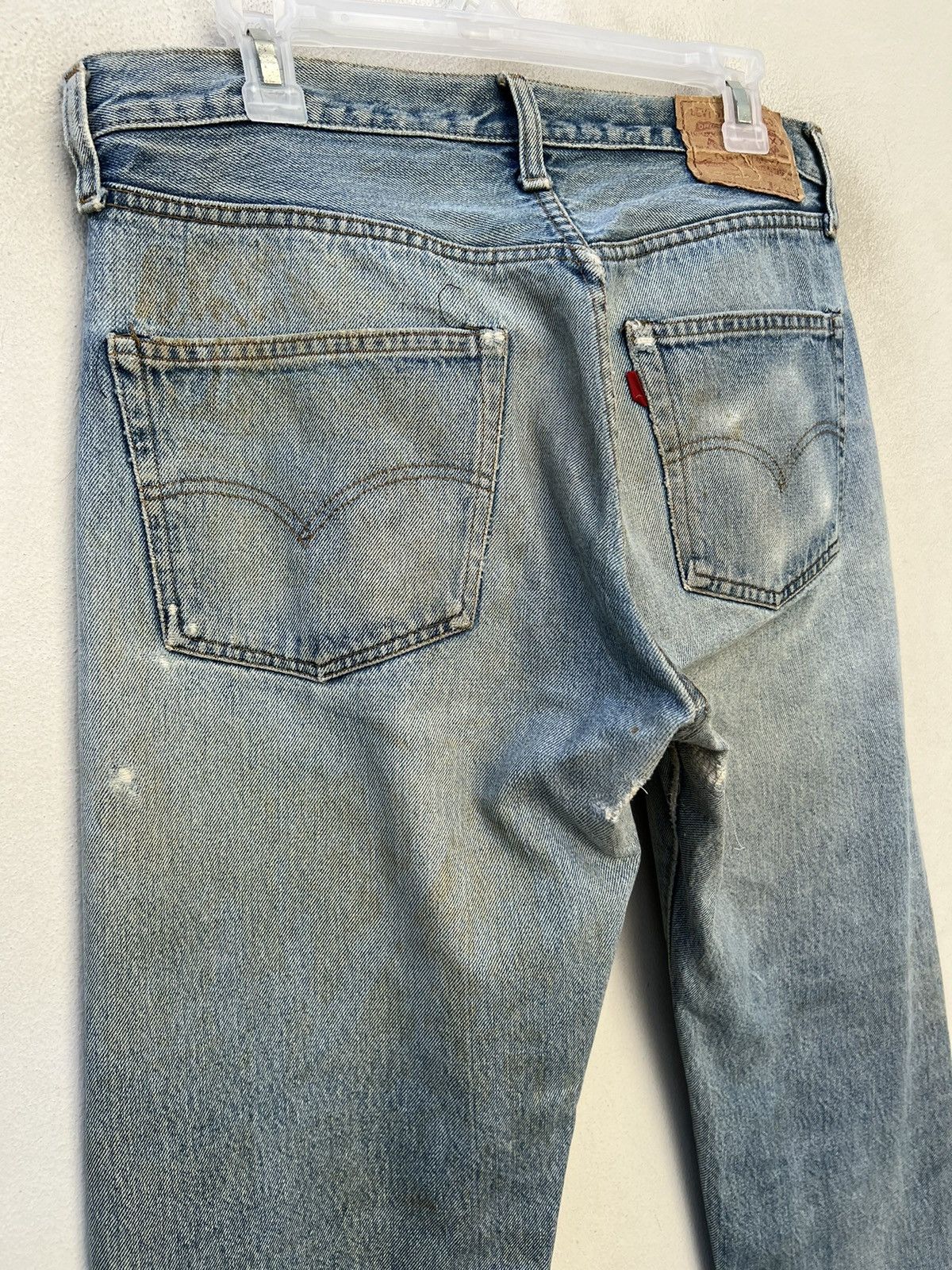 Levi's VTG 70s Levi’s 501 Redline #6 Selvedge Denim Trashed Jeans Size US 33 - 16 Thumbnail
