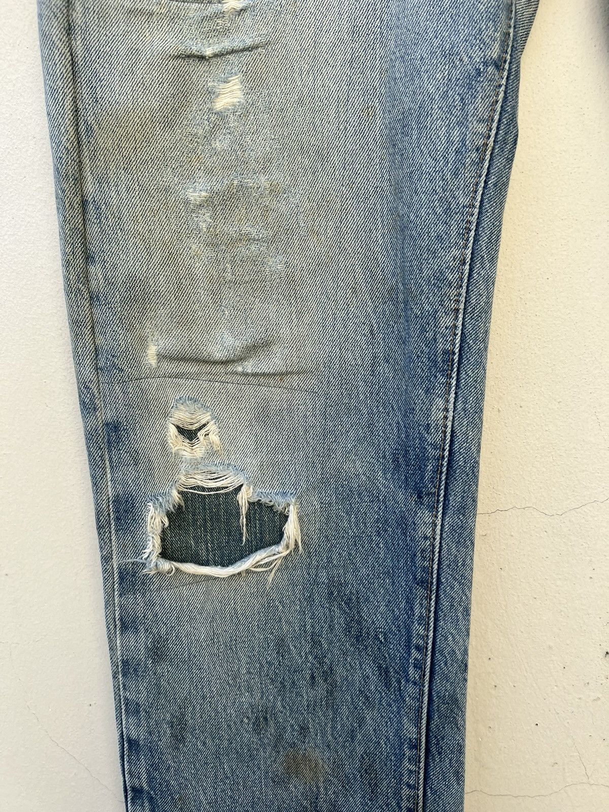 Levi's VTG 70s Levi’s 501 Redline #6 Selvedge Denim Trashed Jeans Size US 33 - 8 Thumbnail